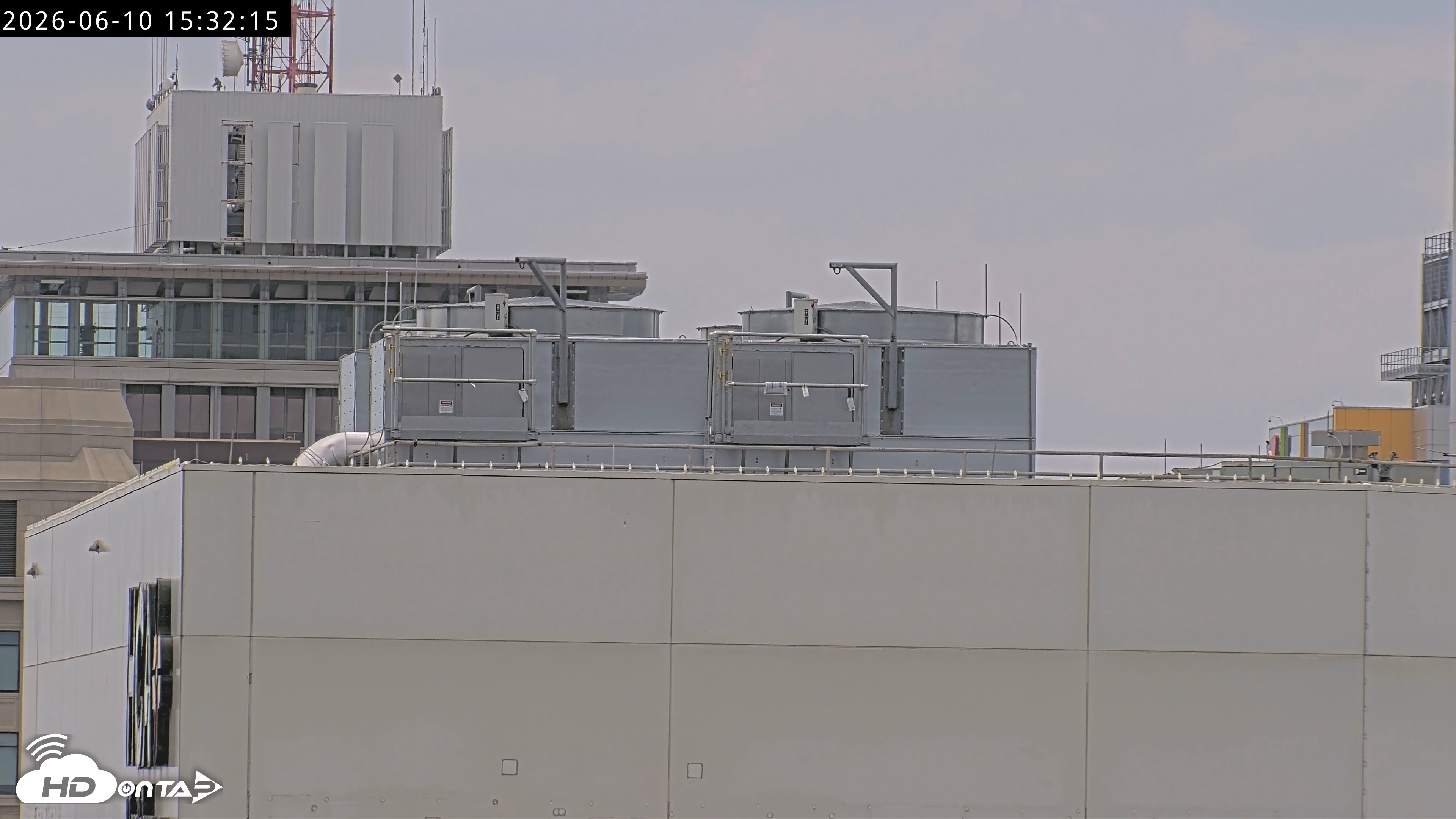 Snapshot of Richmond Virginia Peregrine Falcon Live Cam taken Jun 10, 2026, 3:35pm EDT