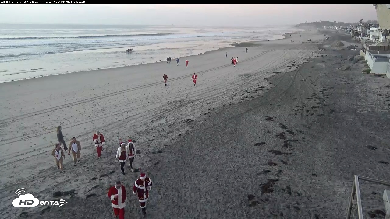 Snapshot of Del Mar Beach South Roaming Live Webcam taken Dec 17, 2025, 4:50pm PST