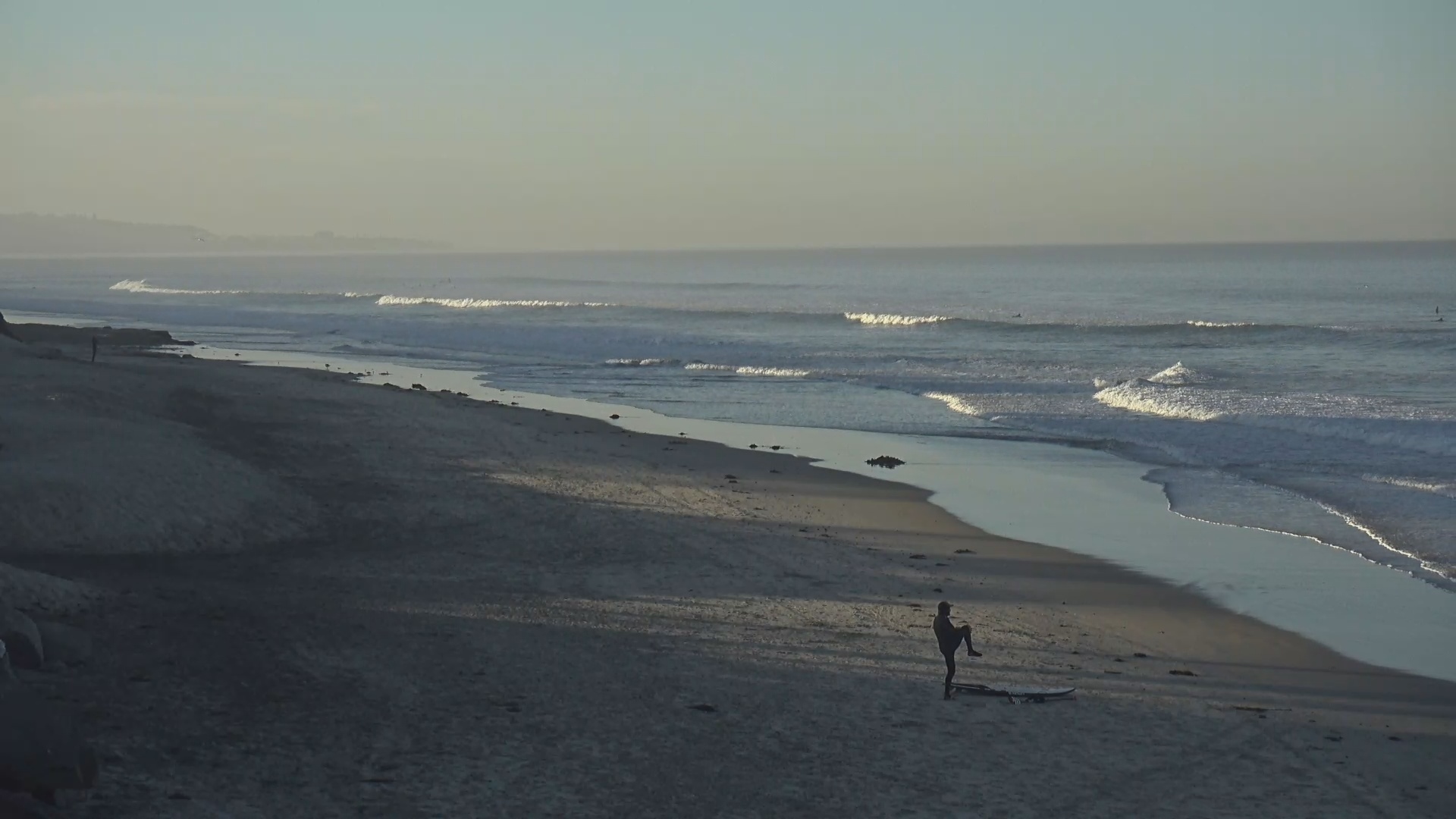 Snapshot of Del Mar Beach South Roaming Live Webcam taken Jan 16, 2025, 7:44am PST