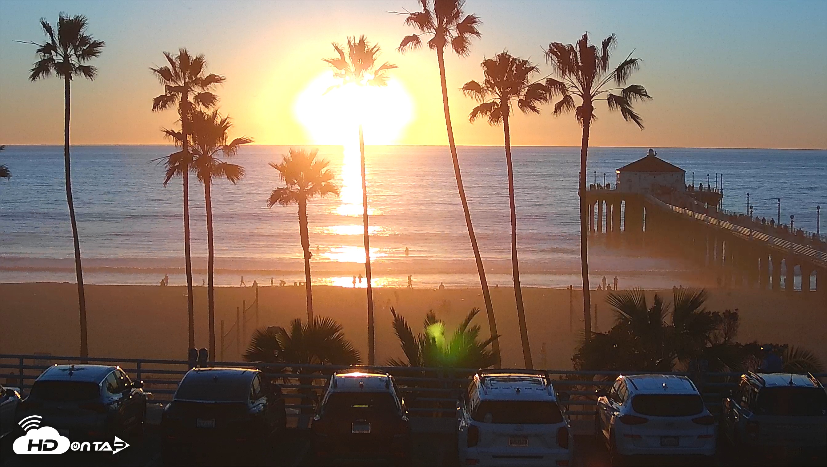 Snapshot of Manhattan Beach Pier South Live Webcam taken Jan 13, 2026, 4:56pm PST
