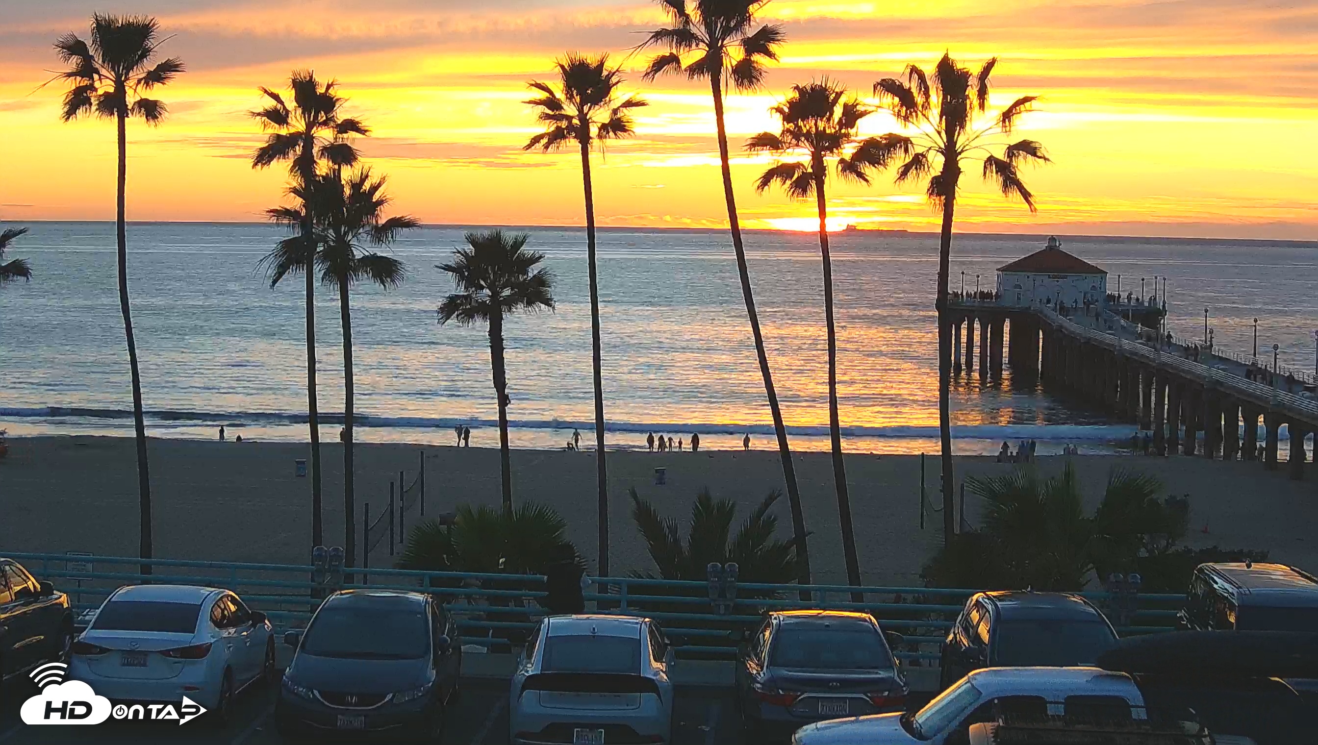 Snapshot of Manhattan Beach Pier South Live Webcam taken Jan 27, 2026, 5:21pm PST