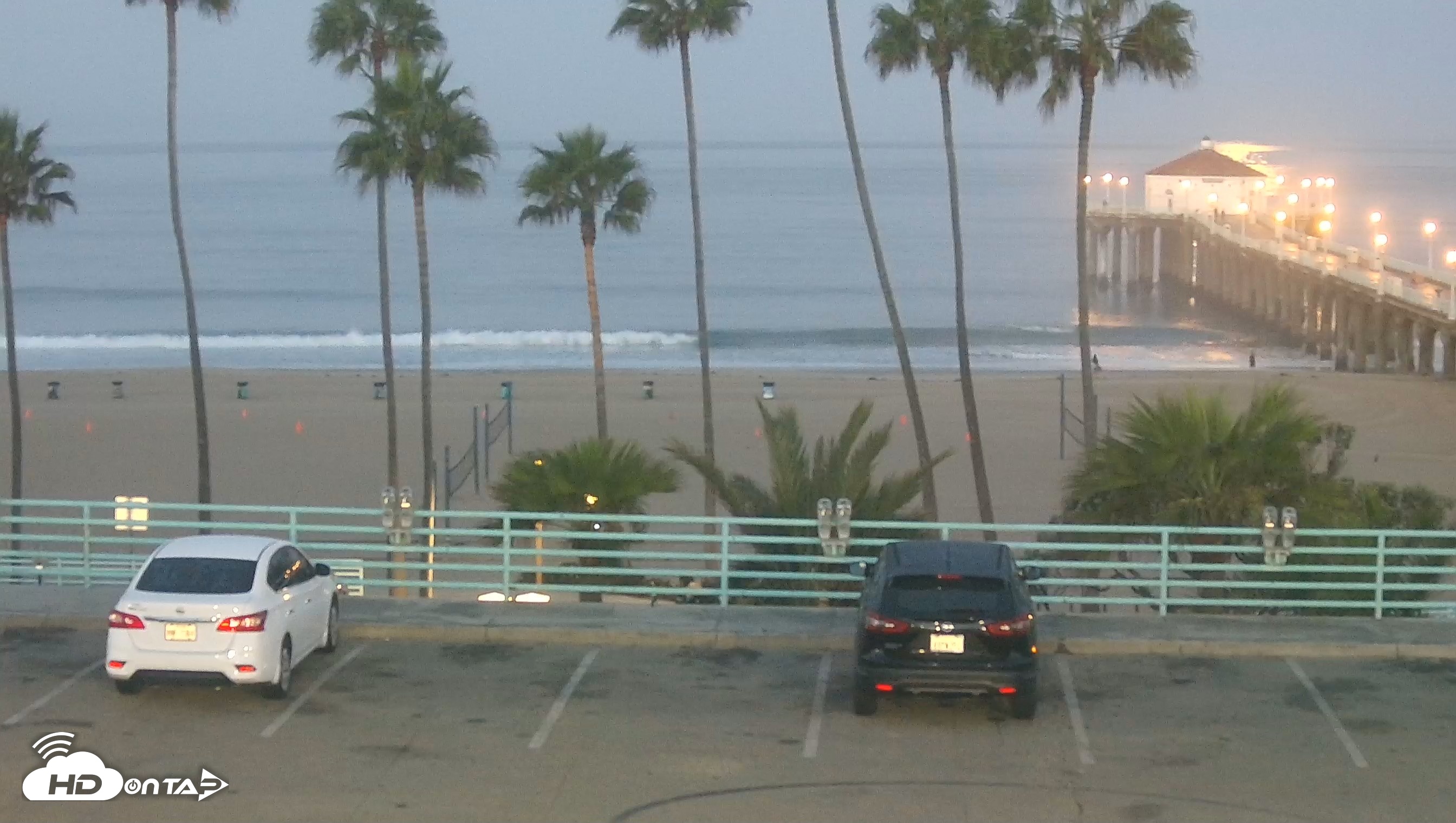 Snapshot of Manhattan Beach Pier South Live Webcam taken Aug 28, 2026, 6:03am PDT