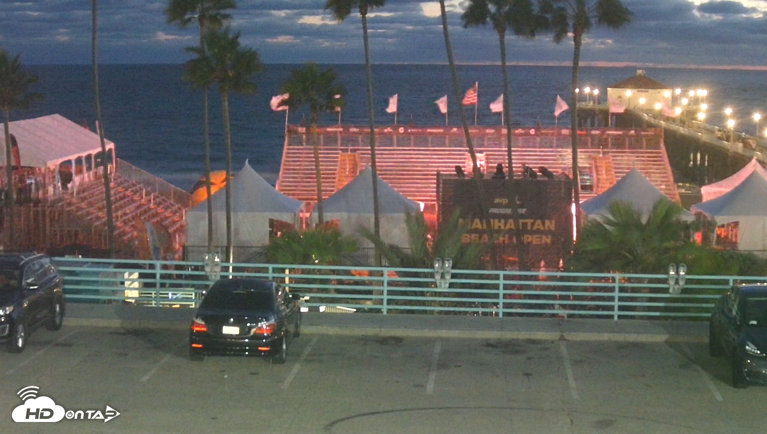 Snapshot of Manhattan Beach Pier South Live Webcam taken Aug 14, 2026, 8:18pm PDT
