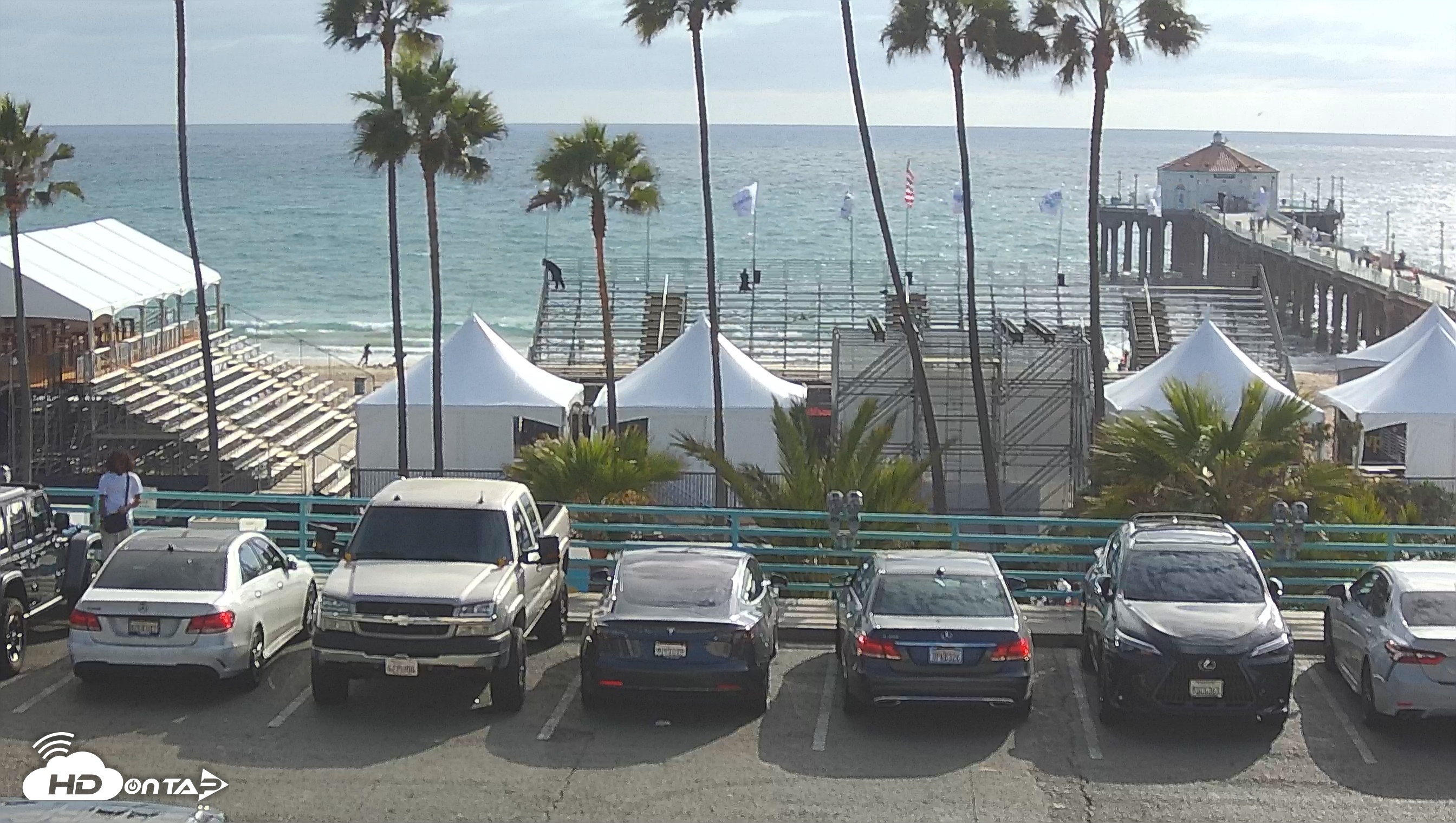 Snapshot of Manhattan Beach Pier South Live Webcam taken Aug 12, 2026, 5:28pm PDT