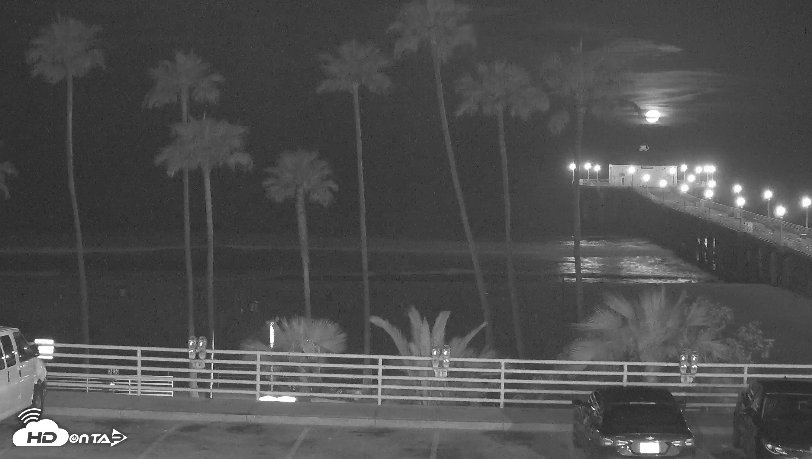 Snapshot of Manhattan Beach Pier South Live Webcam taken May 10, 2025, 4:32am PDT