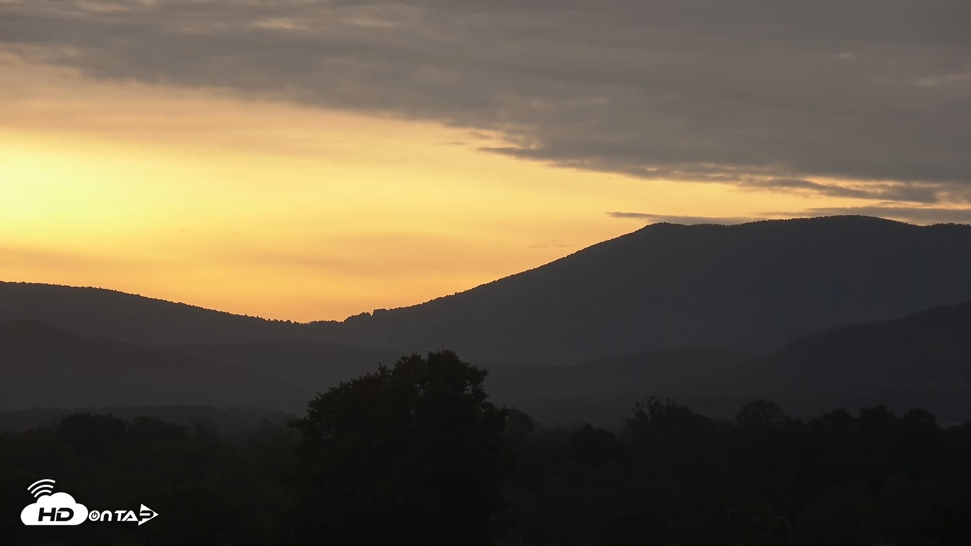 Snapshot of Shenandoah National Park Mountains Live Cam taken May 27, 2025, 6:42am EDT
