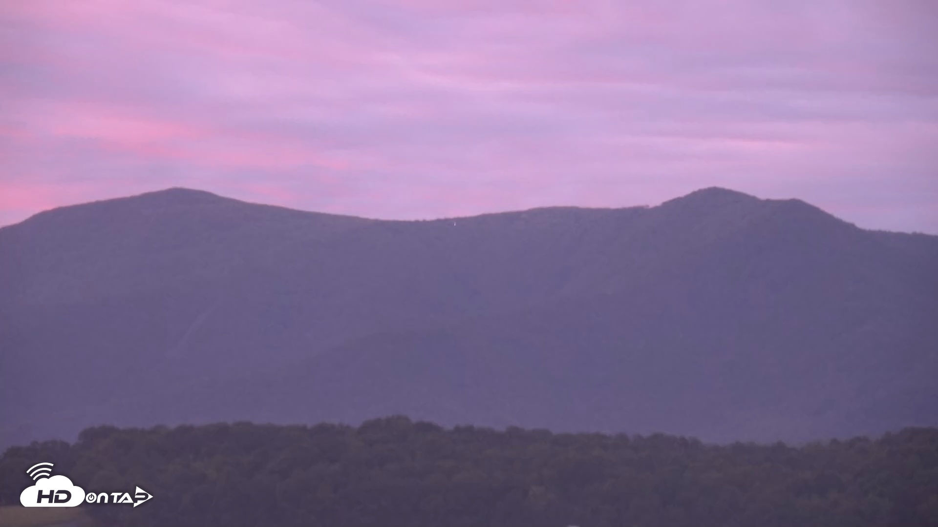 Snapshot of Shenandoah National Park Mountains Live Cam taken May 27, 2025, 6:43am EDT