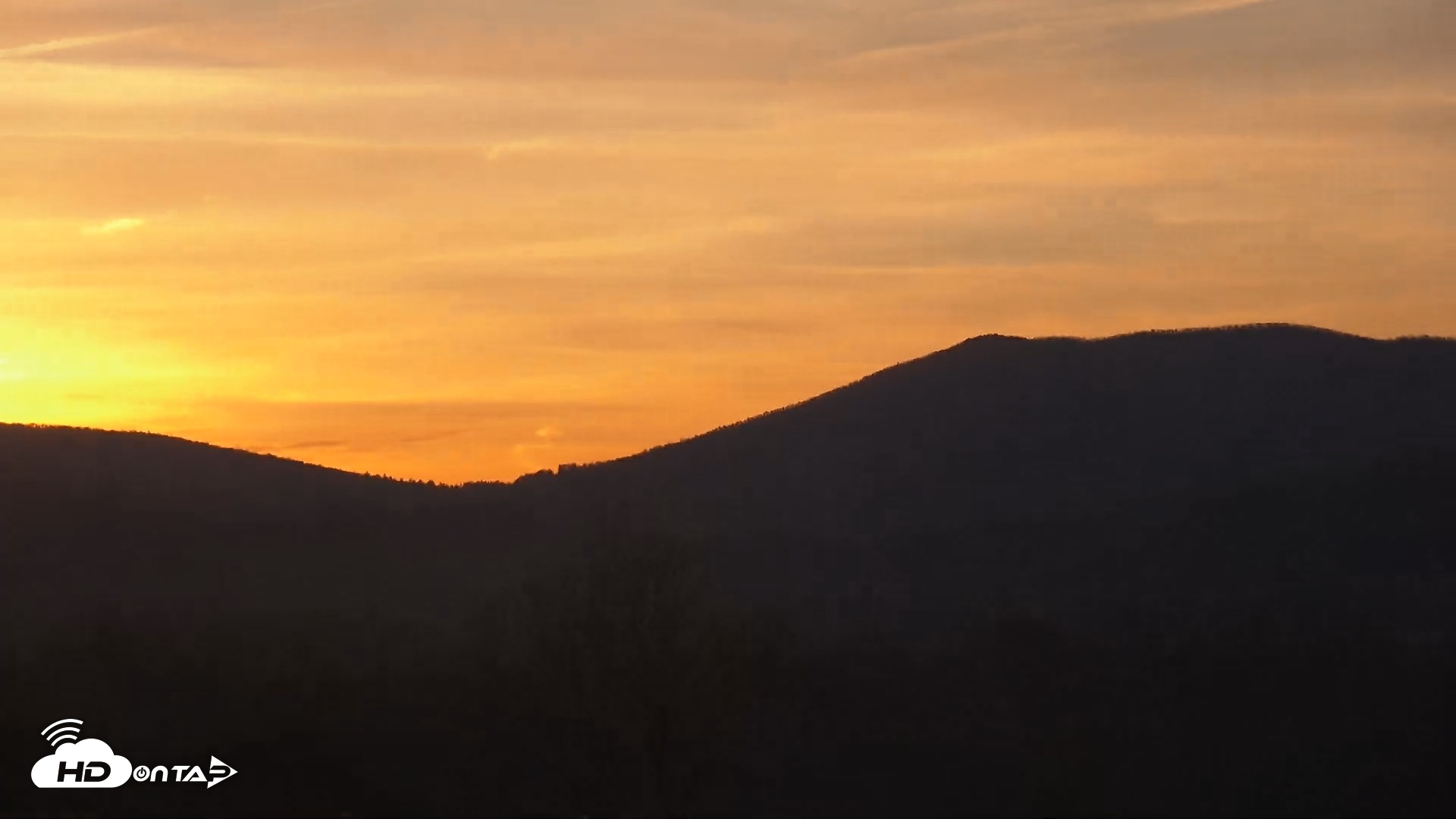 Snapshot of Shenandoah National Park Mountains Live Cam taken Apr 23, 2025, 6:43am EDT