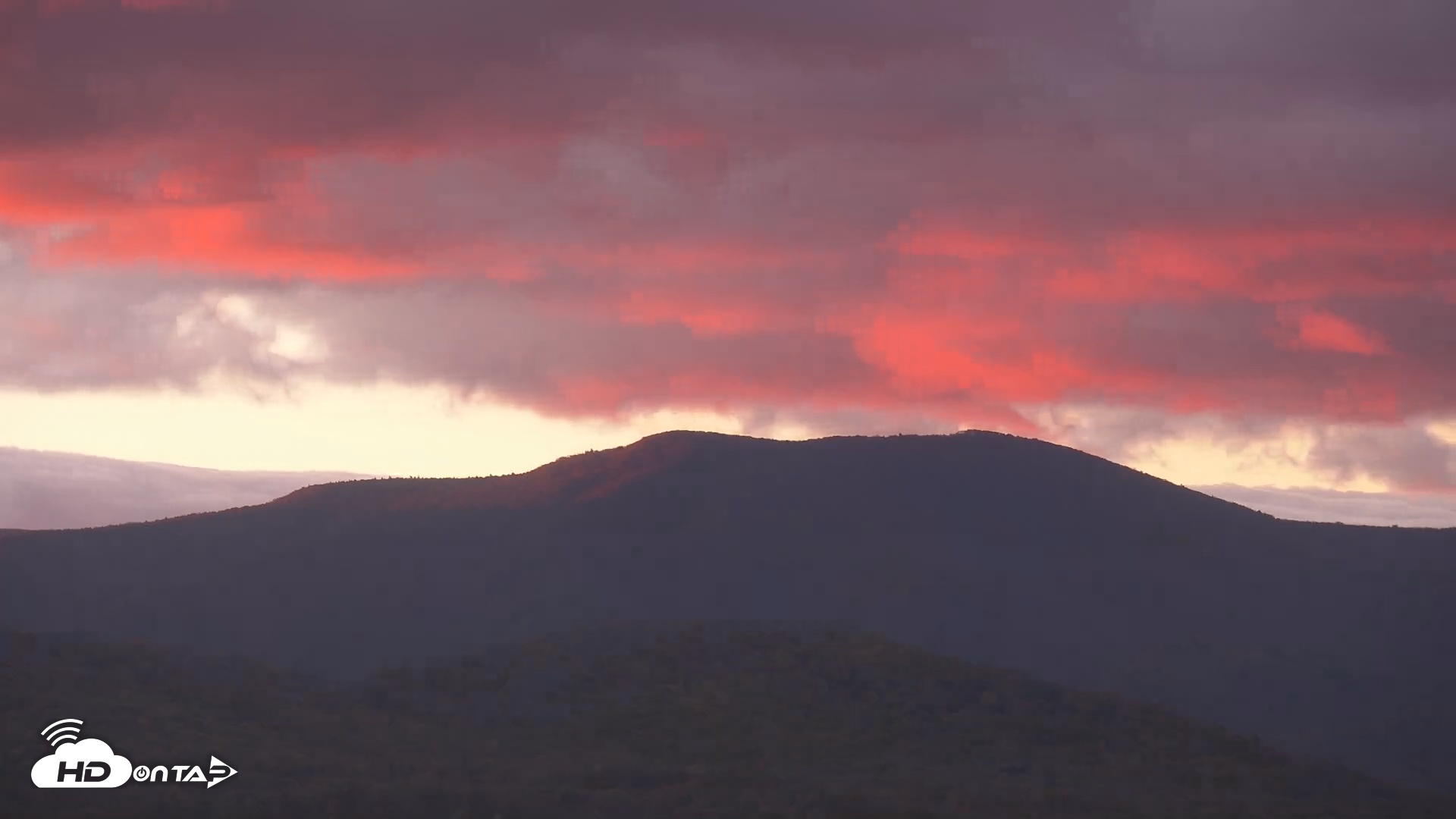 Snapshot of Shenandoah National Park Mountains Live Cam taken Oct 20, 2025, 7:31am EDT