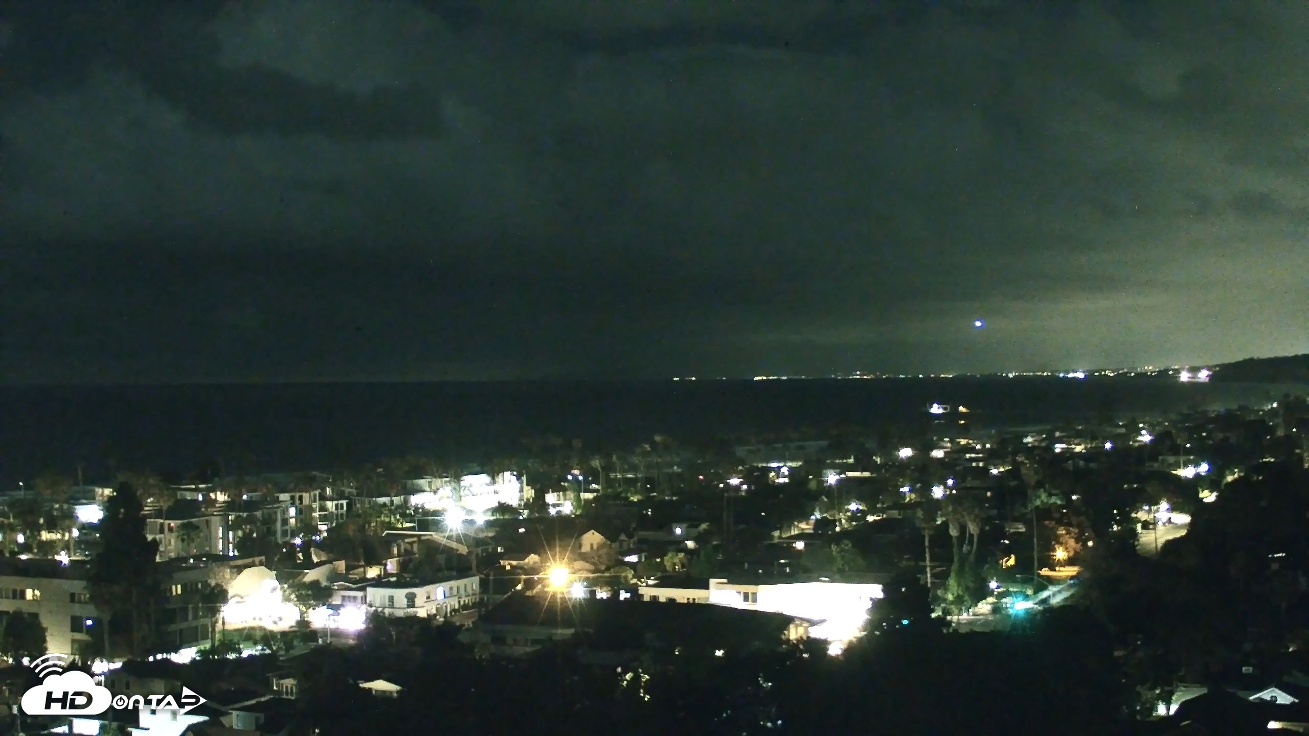 Snapshot of La Jolla Shores Overlook Live Webcam taken May 27, 2026, 10:13pm PDT