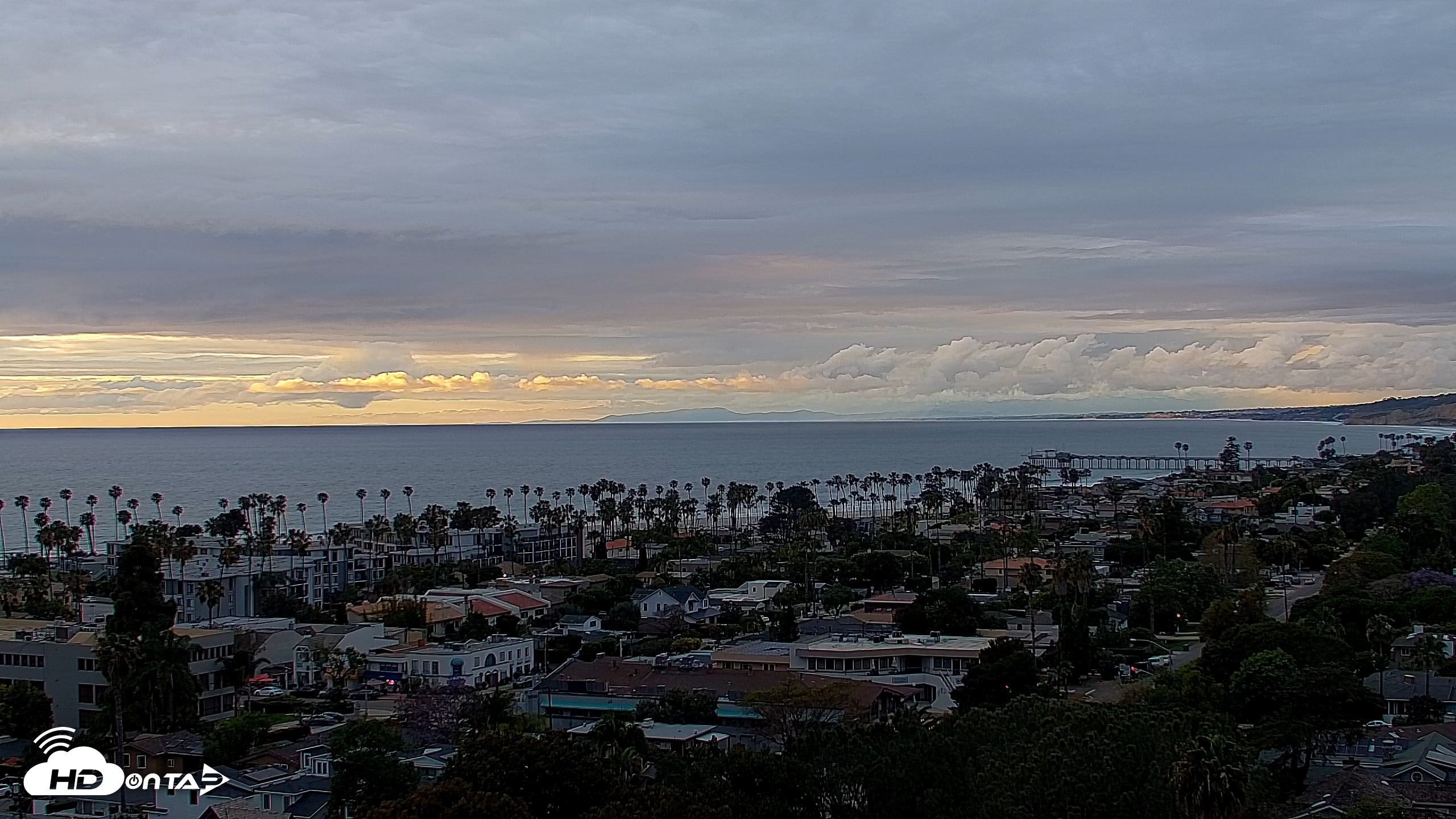 Snapshot of La Jolla Shores Overlook Live Webcam taken Apr 12, 2026, 6:56pm PDT