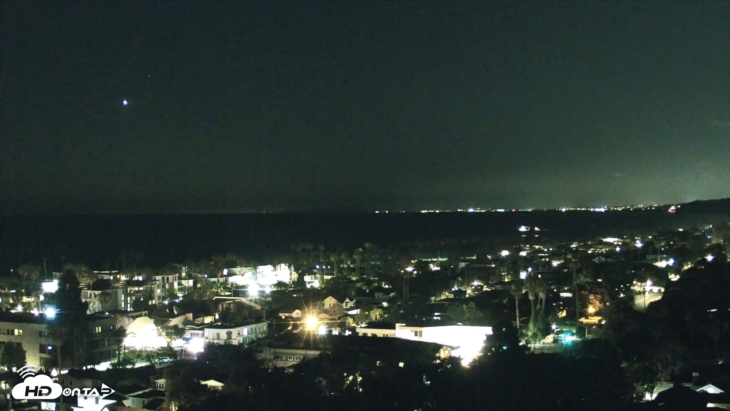 Snapshot of La Jolla Shores Overlook Live Webcam taken May 13, 2026, 8:57pm PDT