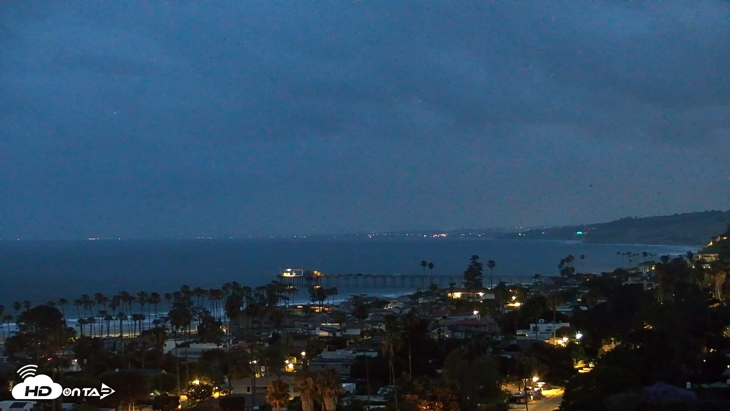 Snapshot of La Jolla Shores Overlook Live Webcam taken Apr 25, 2026, 5:42am PDT
