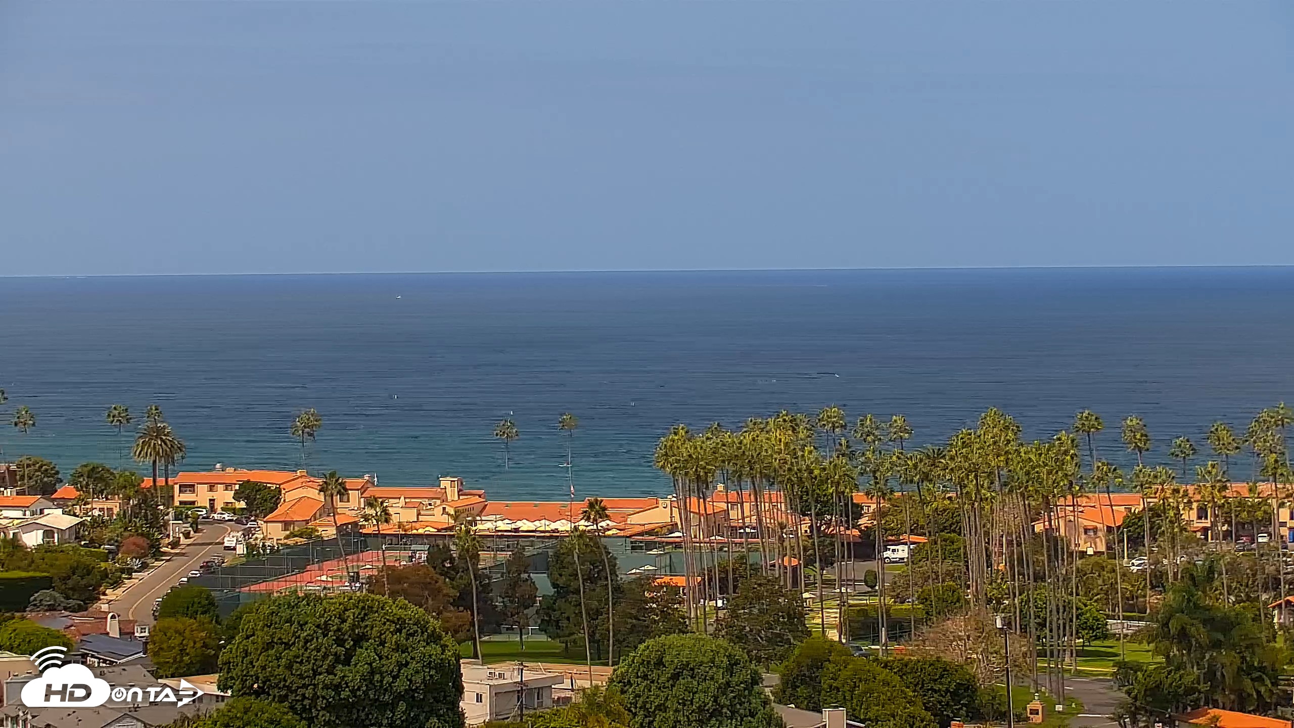 Snapshot of La Jolla Shores Overlook Live Webcam taken Sep 17, 2026, 11:19am PDT