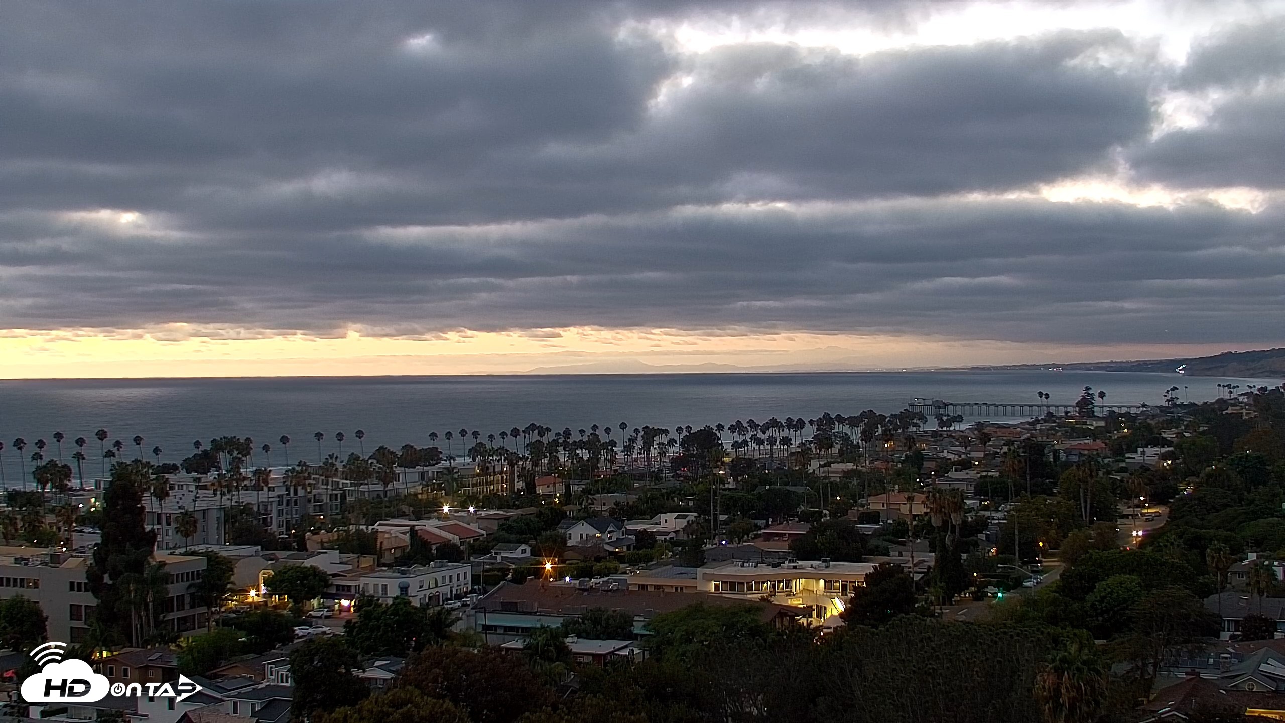 Snapshot of La Jolla Shores Overlook Live Webcam taken Aug 15, 2026, 7:52pm PDT