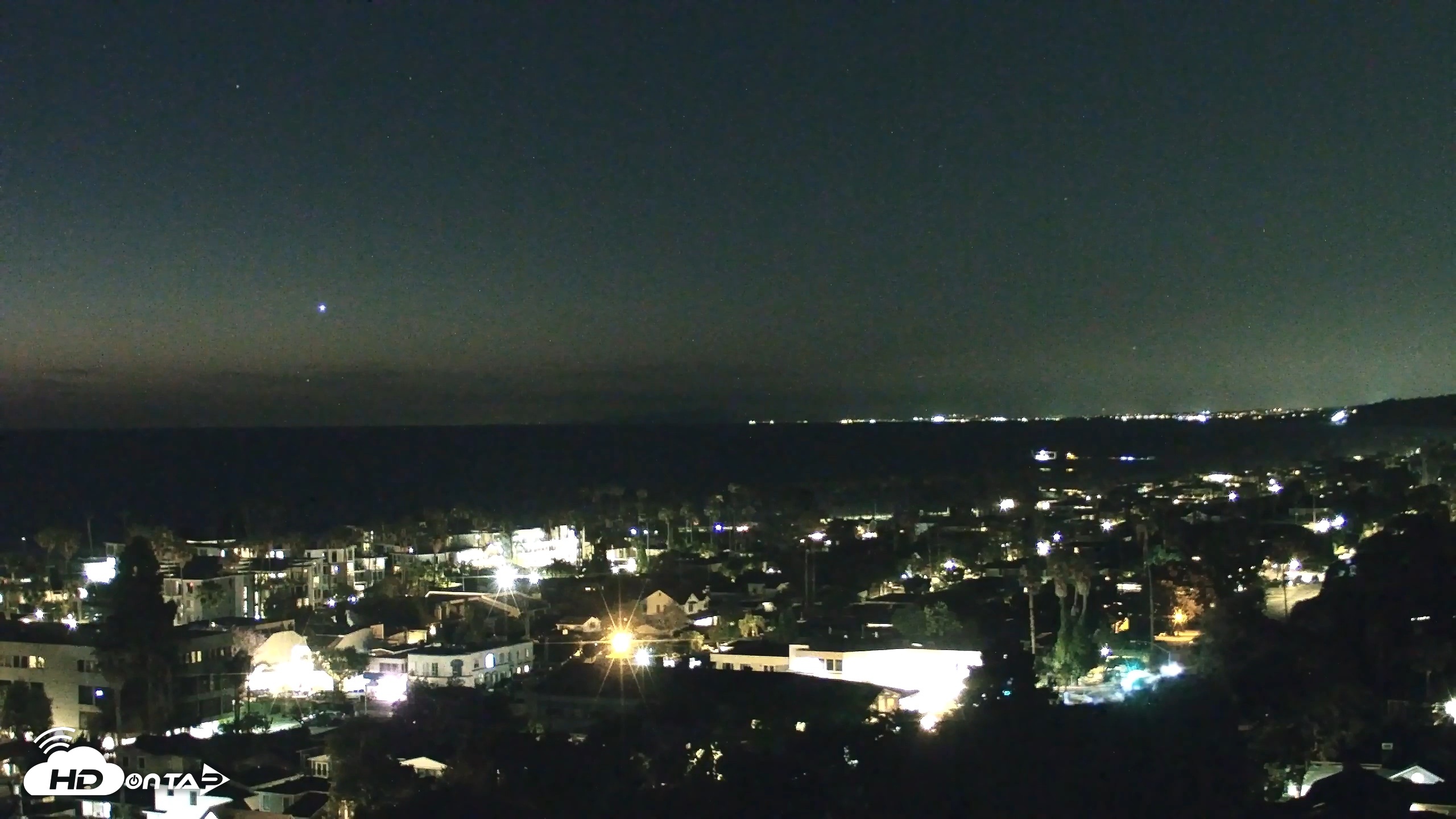 Snapshot of La Jolla Shores Overlook Live Webcam taken May 13, 2026, 8:42pm PDT