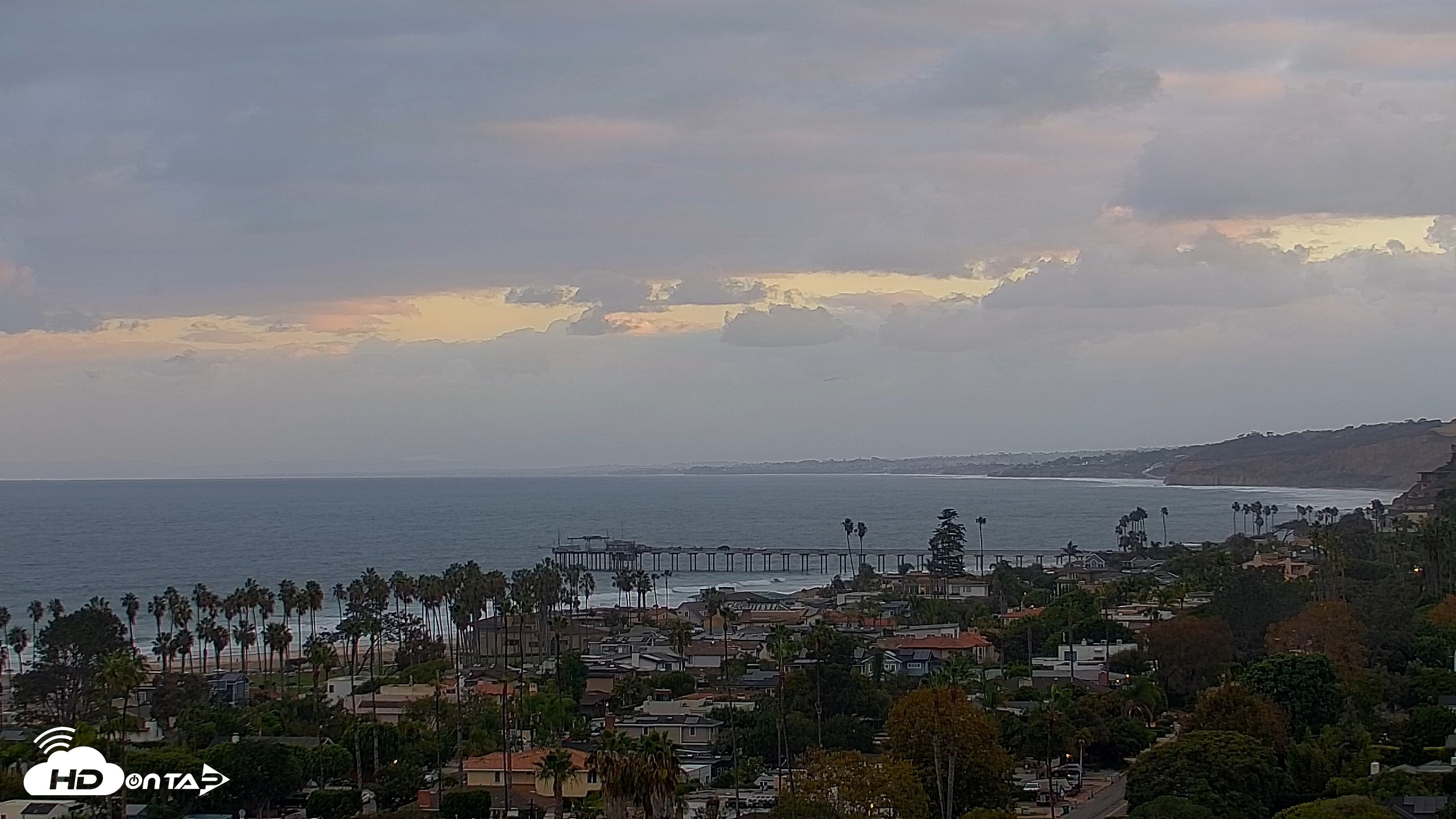 Snapshot of La Jolla Shores Overlook Live Webcam taken Oct 12, 2026, 7:06am PDT