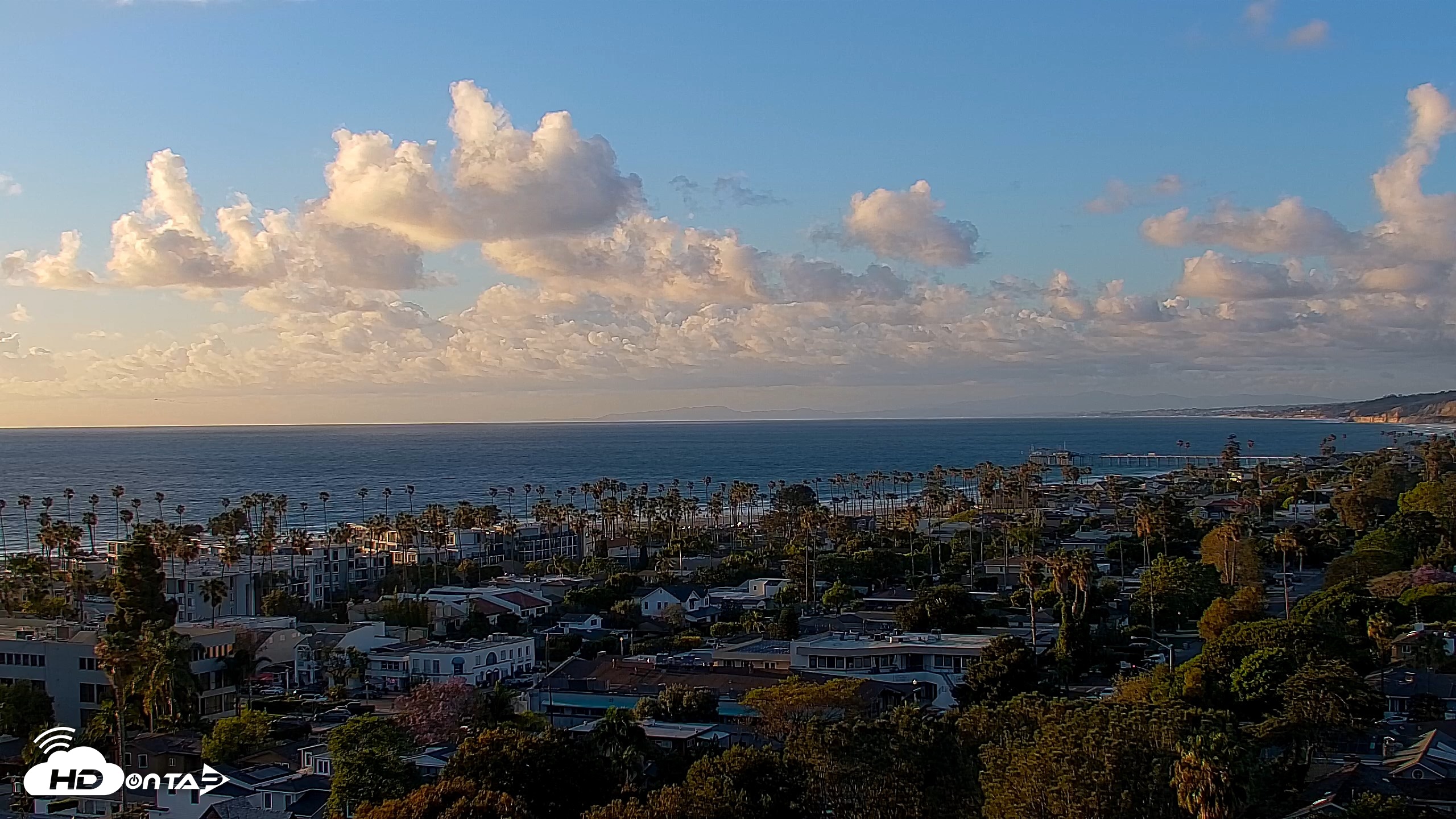 Snapshot of La Jolla Shores Overlook Live Webcam taken Apr 13, 2026, 6:46pm PDT
