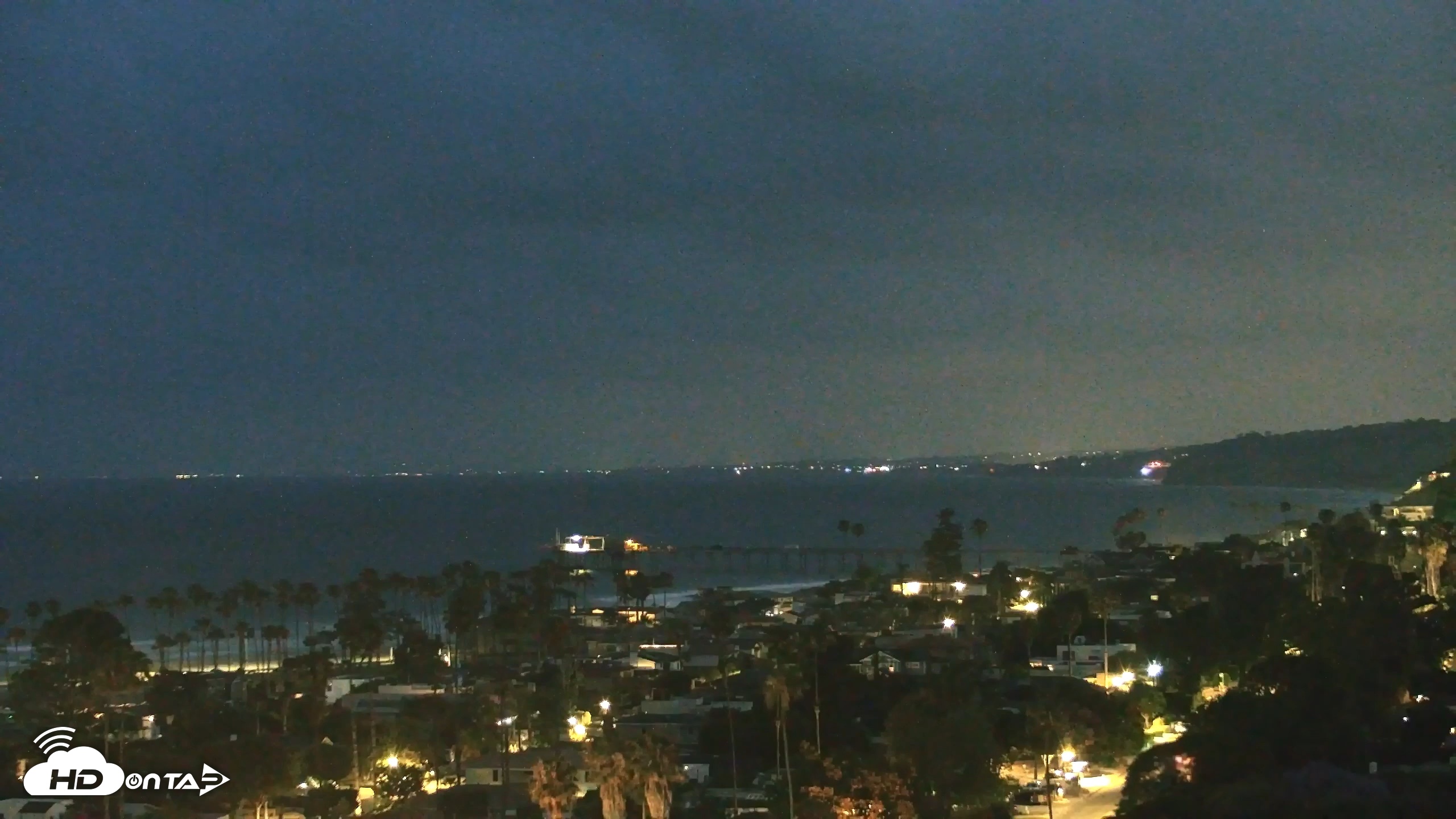 Snapshot of La Jolla Shores Overlook Live Webcam taken Apr 25, 2026, 5:34am PDT