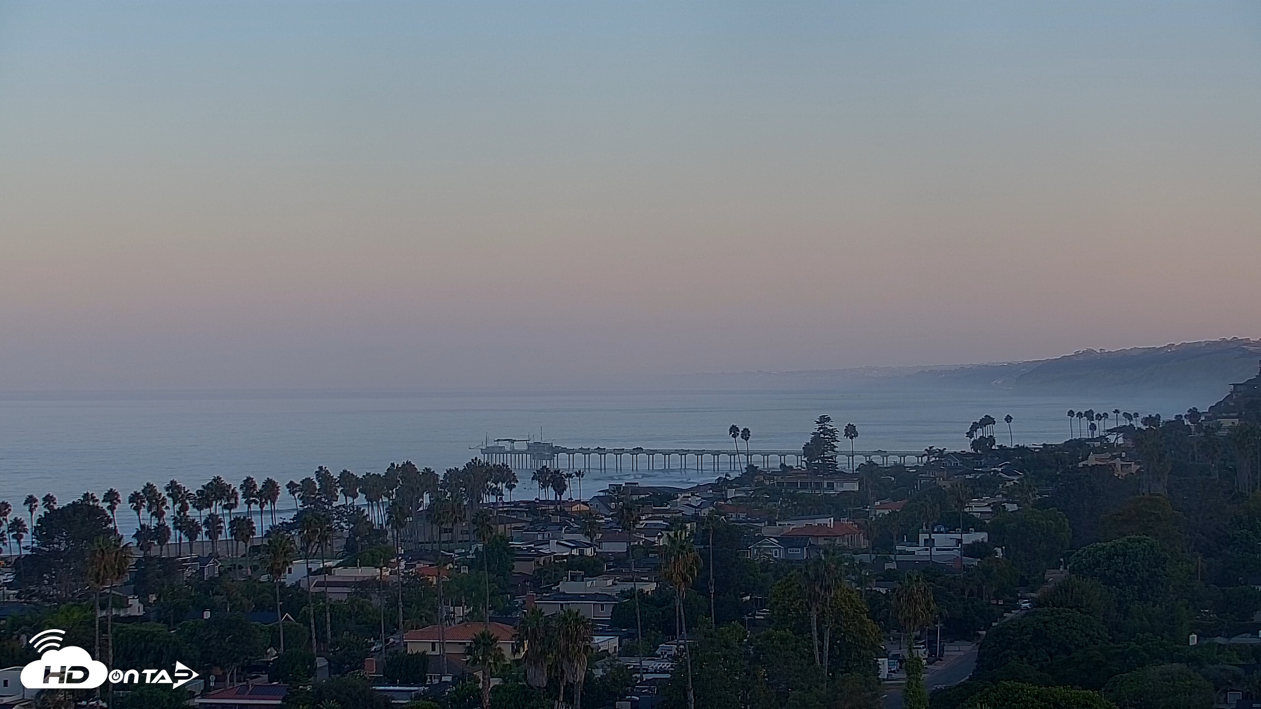 Snapshot of La Jolla Shores Overlook Live Webcam taken Oct 1, 2025, 7:13am PDT