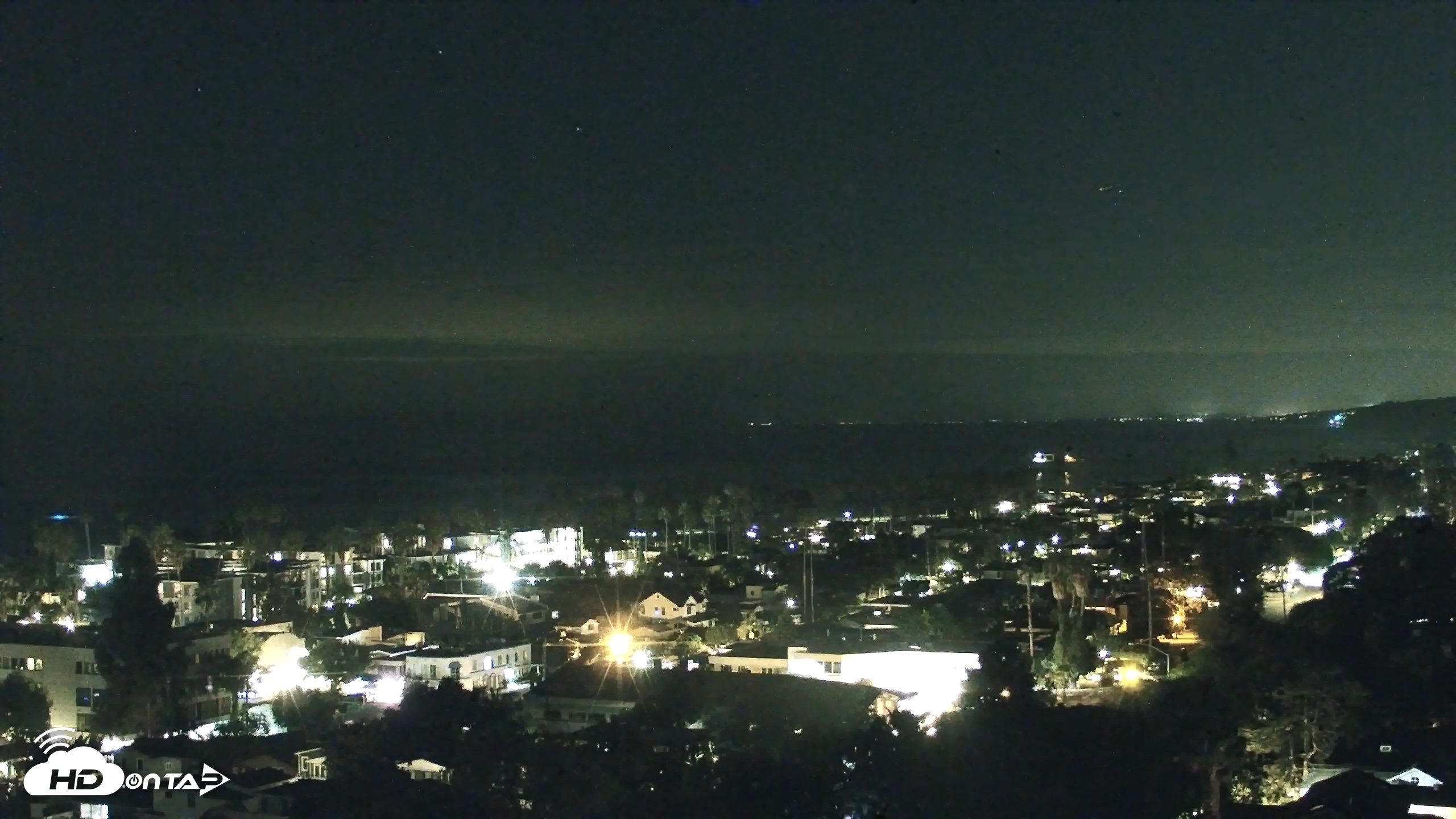 Snapshot of La Jolla Shores Overlook Live Webcam taken Oct 18, 2026, 8:38pm PDT