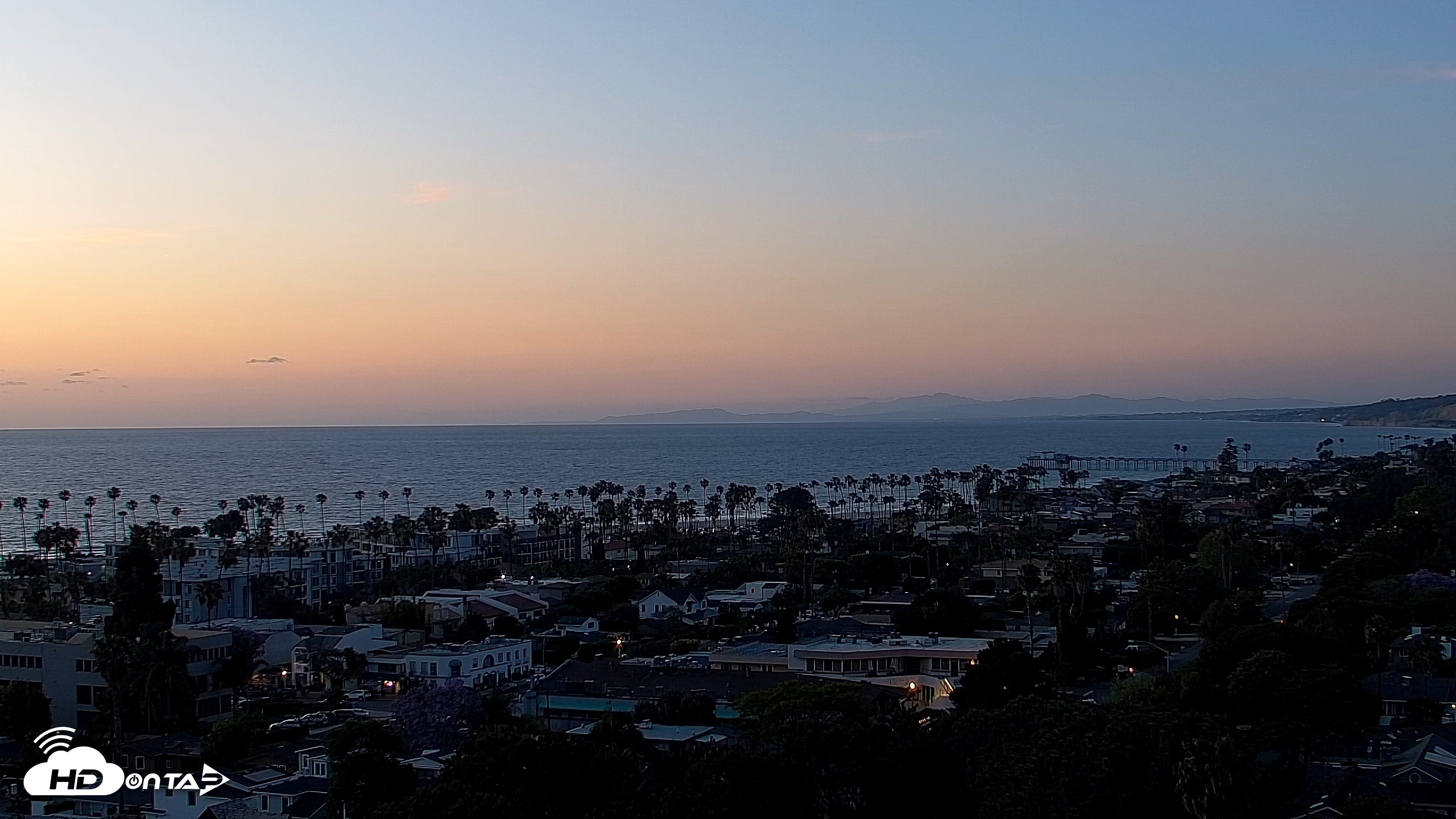 Snapshot of La Jolla Shores Overlook Live Webcam taken Apr 27, 2026, 7:37pm PDT