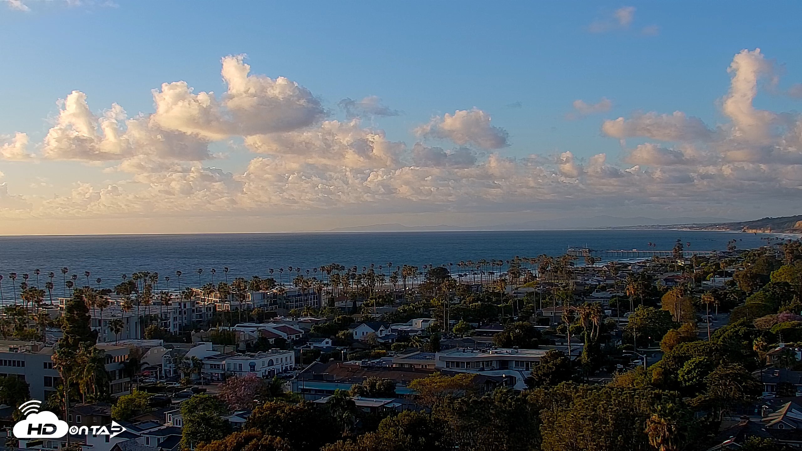 Snapshot of La Jolla Shores Overlook Live Webcam taken Apr 13, 2026, 6:45pm PDT