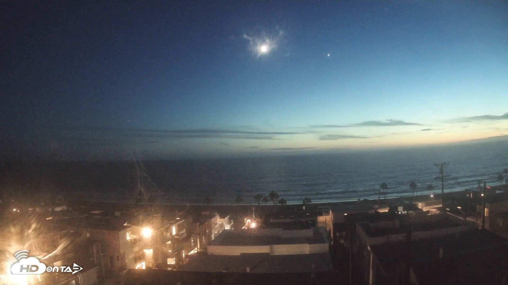 Snapshot of El Porto Overlook Live Surf Camera taken Aug 16, 2026, 8:18pm PDT