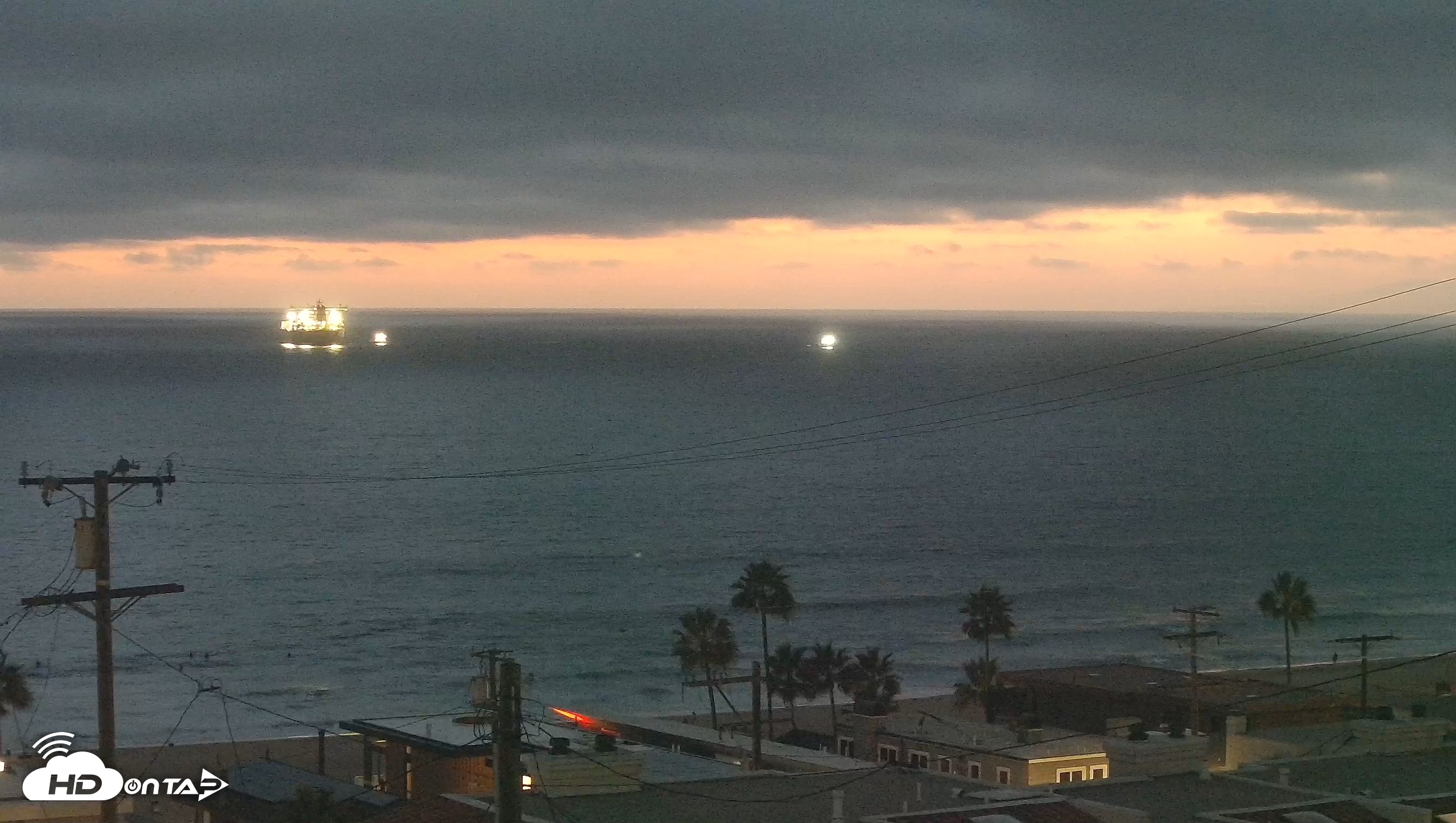 Snapshot of El Porto Overlook Live Surf Camera taken Sep 23, 2026, 7:19pm PDT