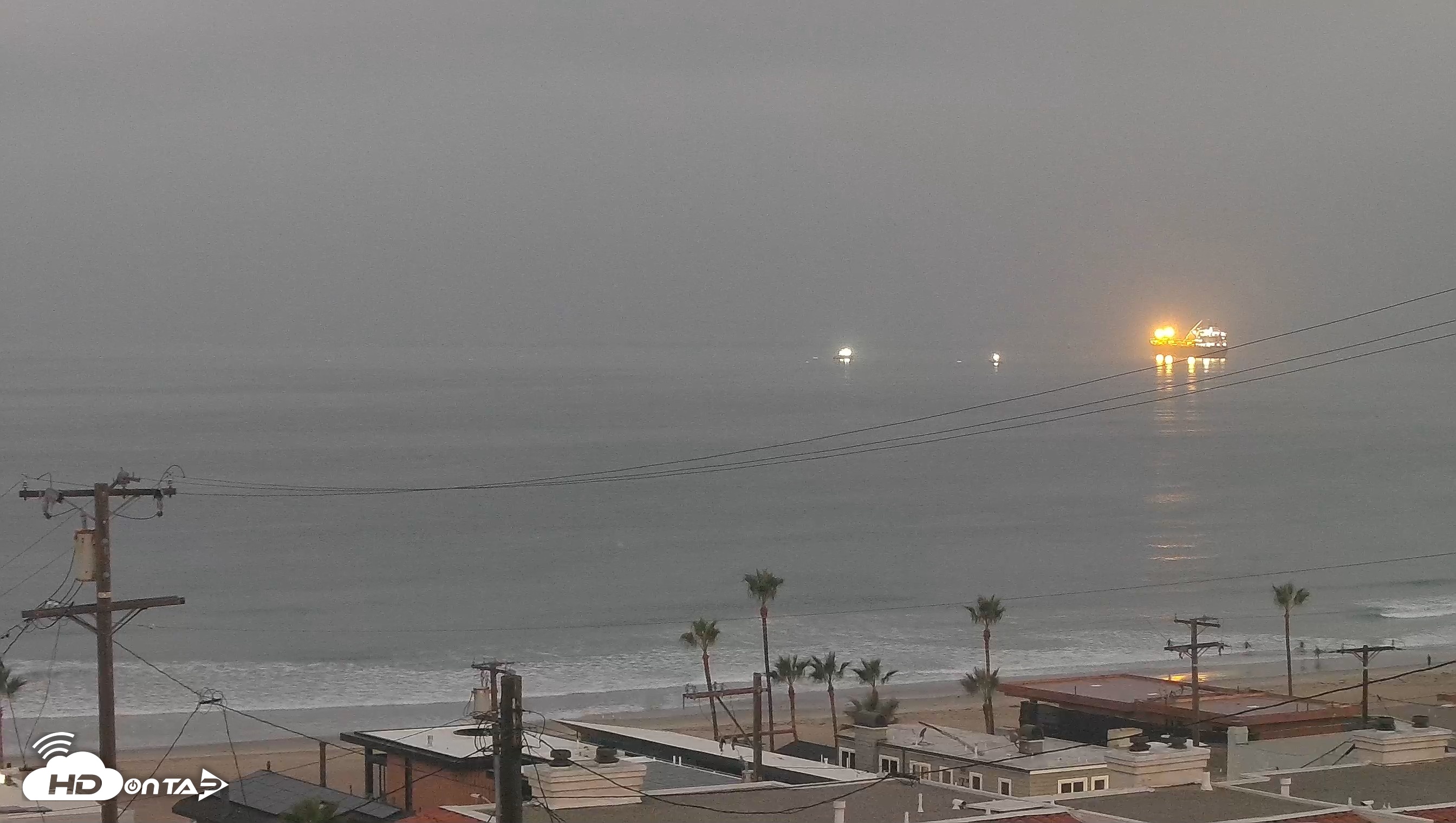 Snapshot of El Porto Overlook Live Surf Camera taken Oct 1, 2026, 6:28am PDT