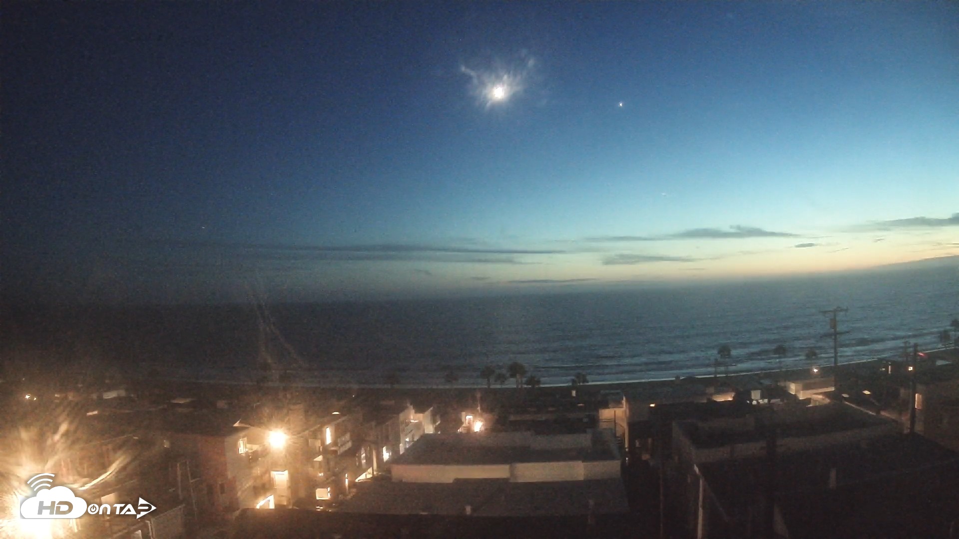 Snapshot of El Porto Overlook Live Surf Camera taken Aug 16, 2026, 8:19pm PDT