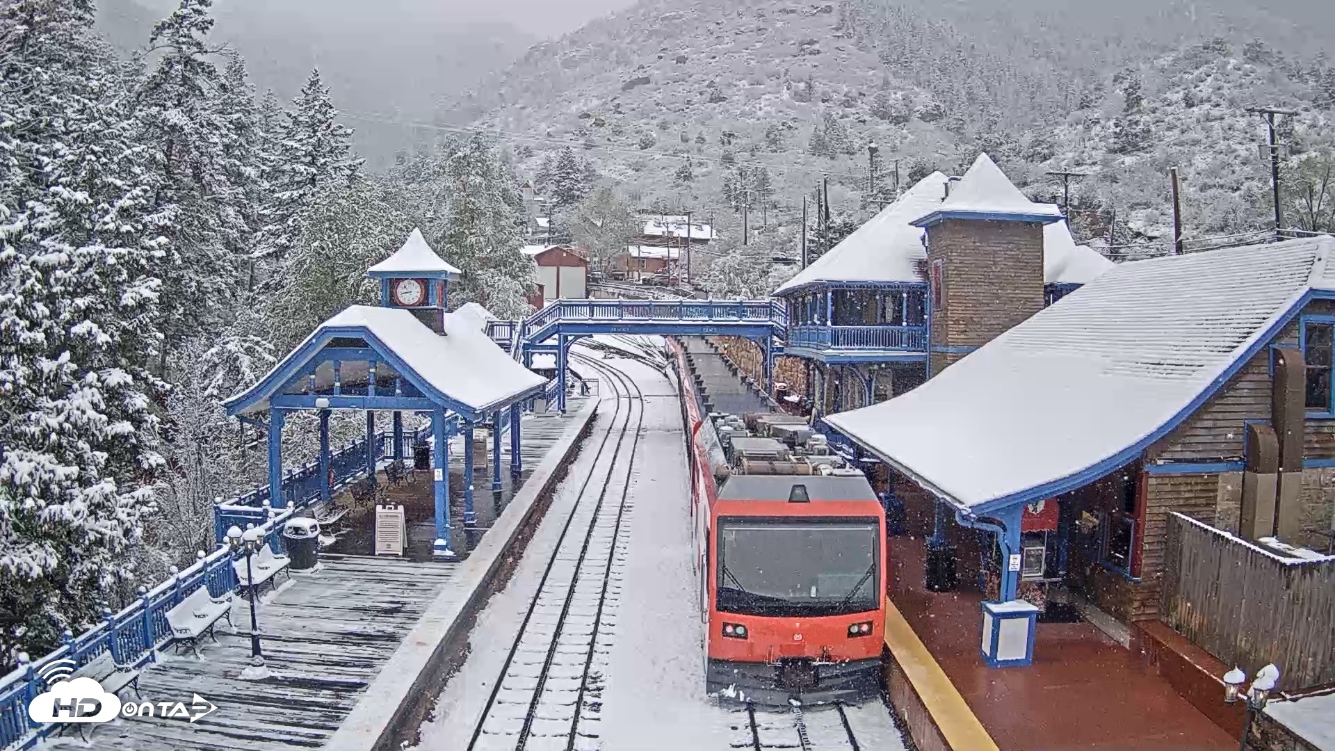 Snapshot of Pikes Peak COG Railway Live Webcam taken May 6, 2026, 8:43am MDT