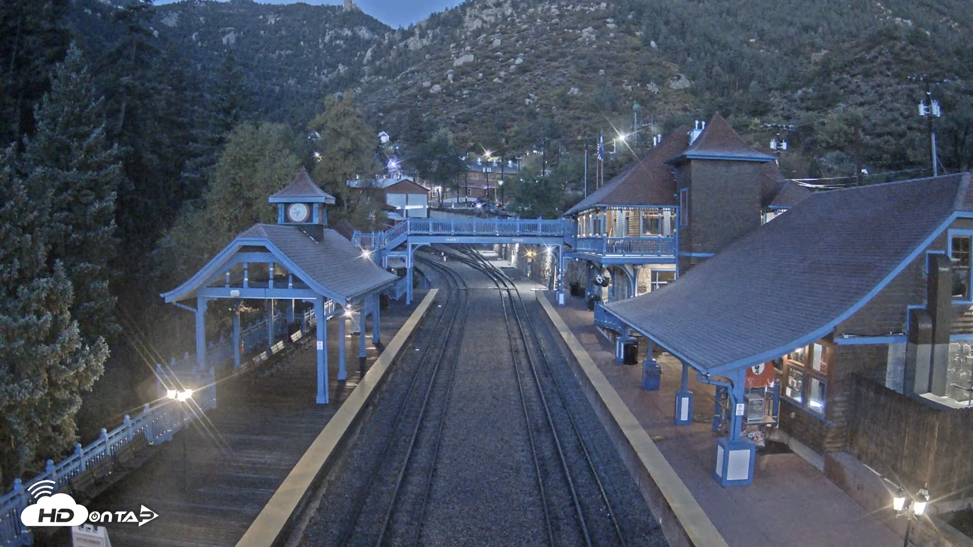 Snapshot of Pikes Peak COG Railway Live Webcam taken Oct 15, 2026, 6:44am MDT
