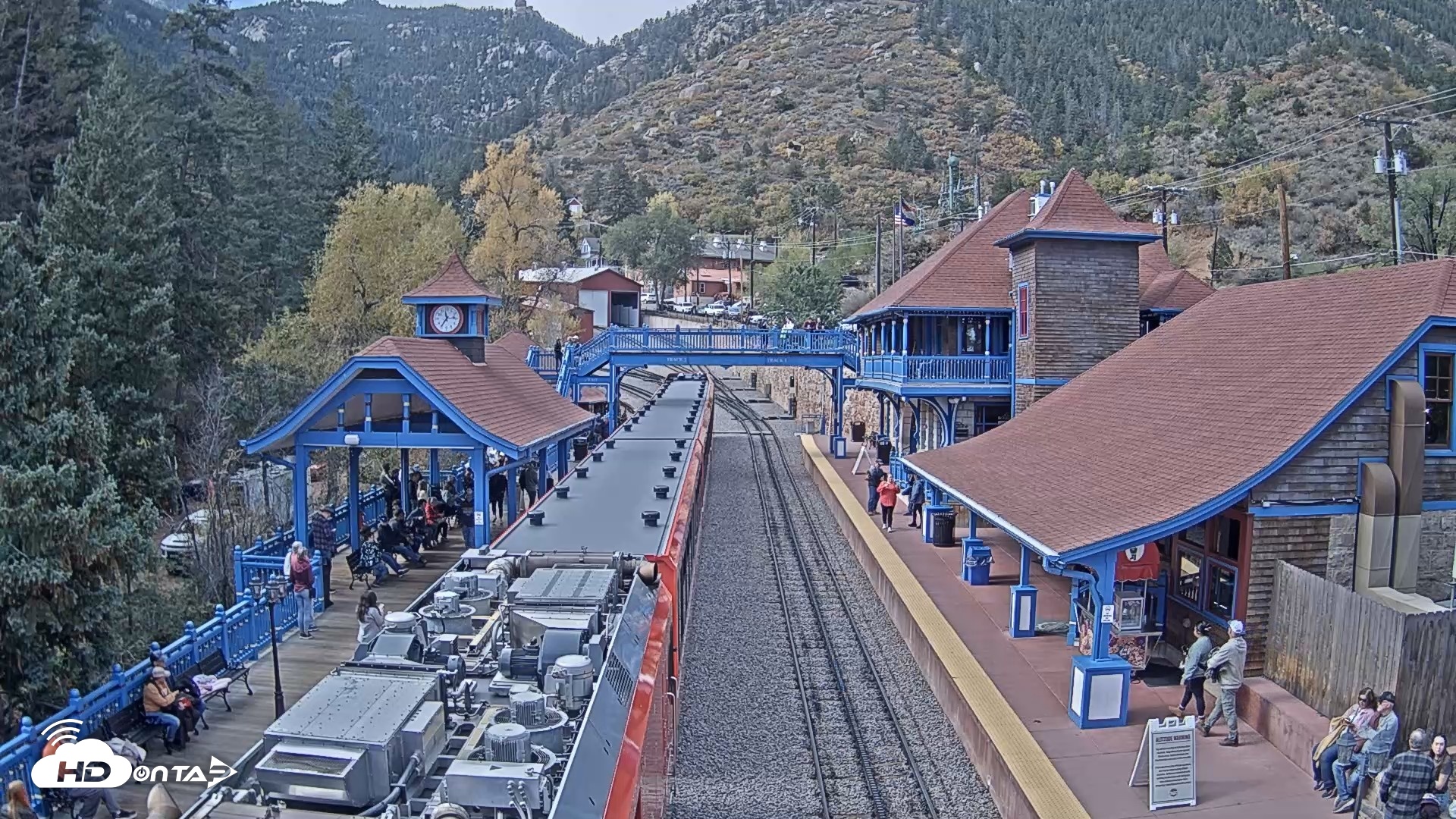 Snapshot of Pikes Peak COG Railway Live Webcam taken Oct 21, 2026, 11:36am MDT
