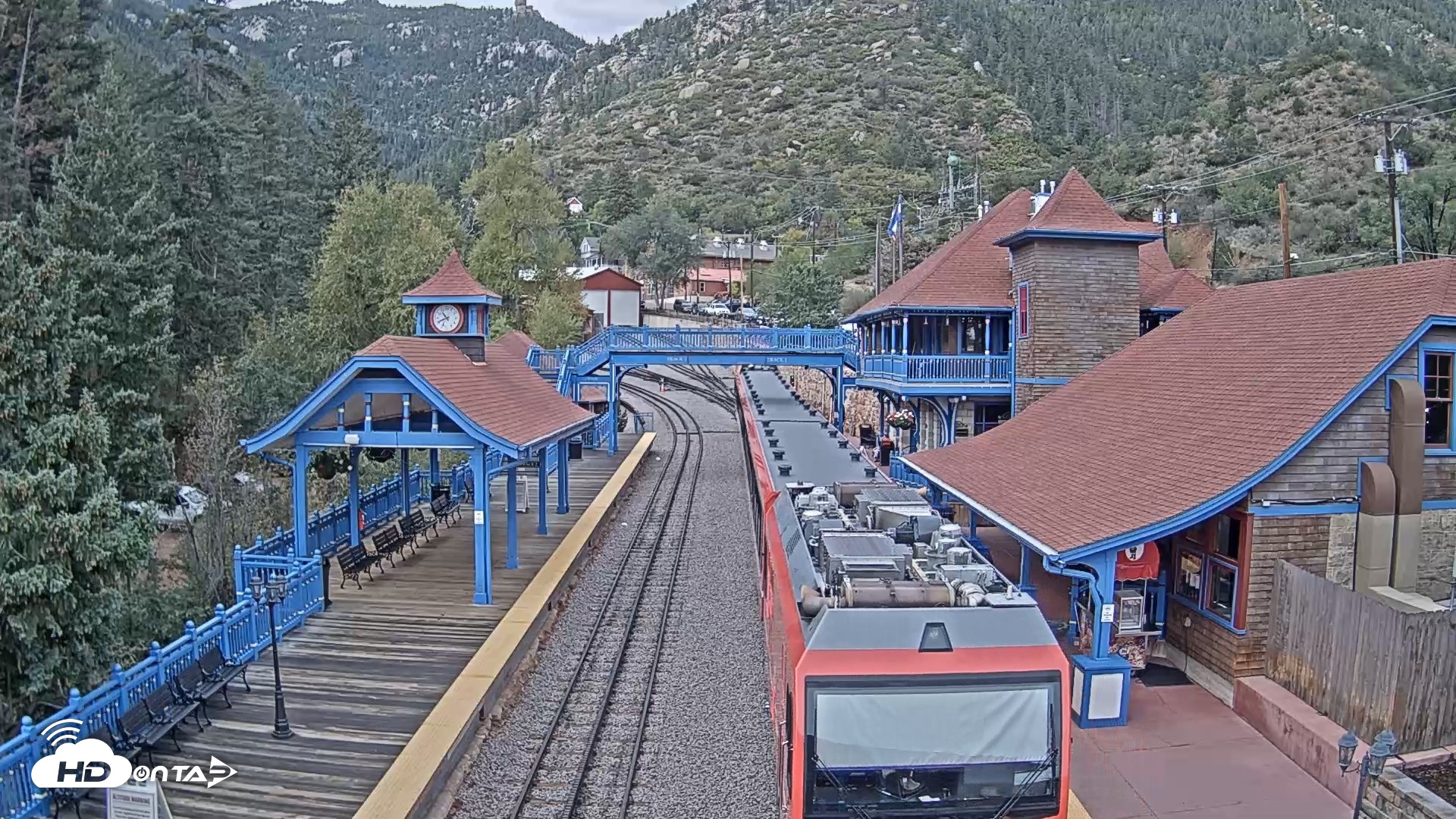 Snapshot of Pikes Peak COG Railway Live Webcam taken Sep 24, 2026, 10:42am MDT
