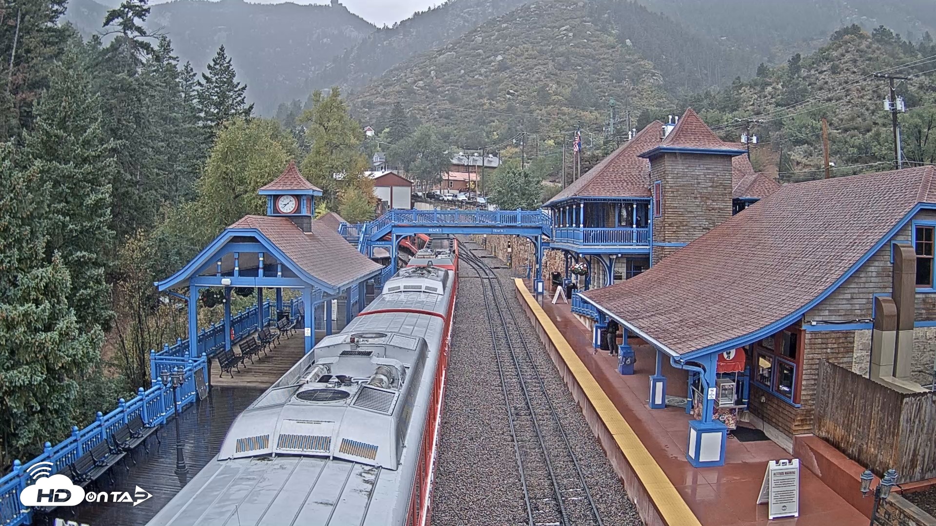 Snapshot of Pikes Peak COG Railway Live Webcam taken Sep 30, 2026, 8:39am MDT