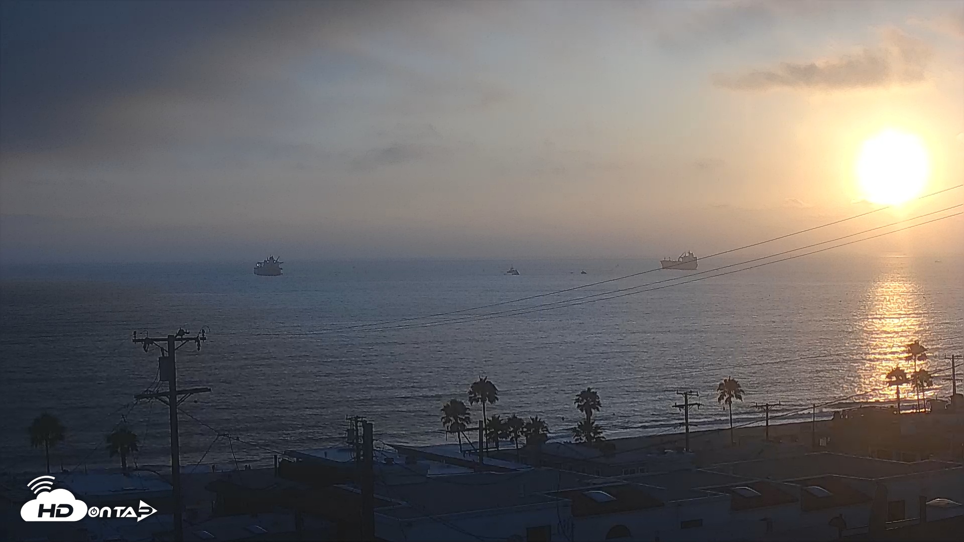 Snapshot of El Porto Rosecrans Overlook Live Camera taken Jul 11, 2025, 7:49pm PDT