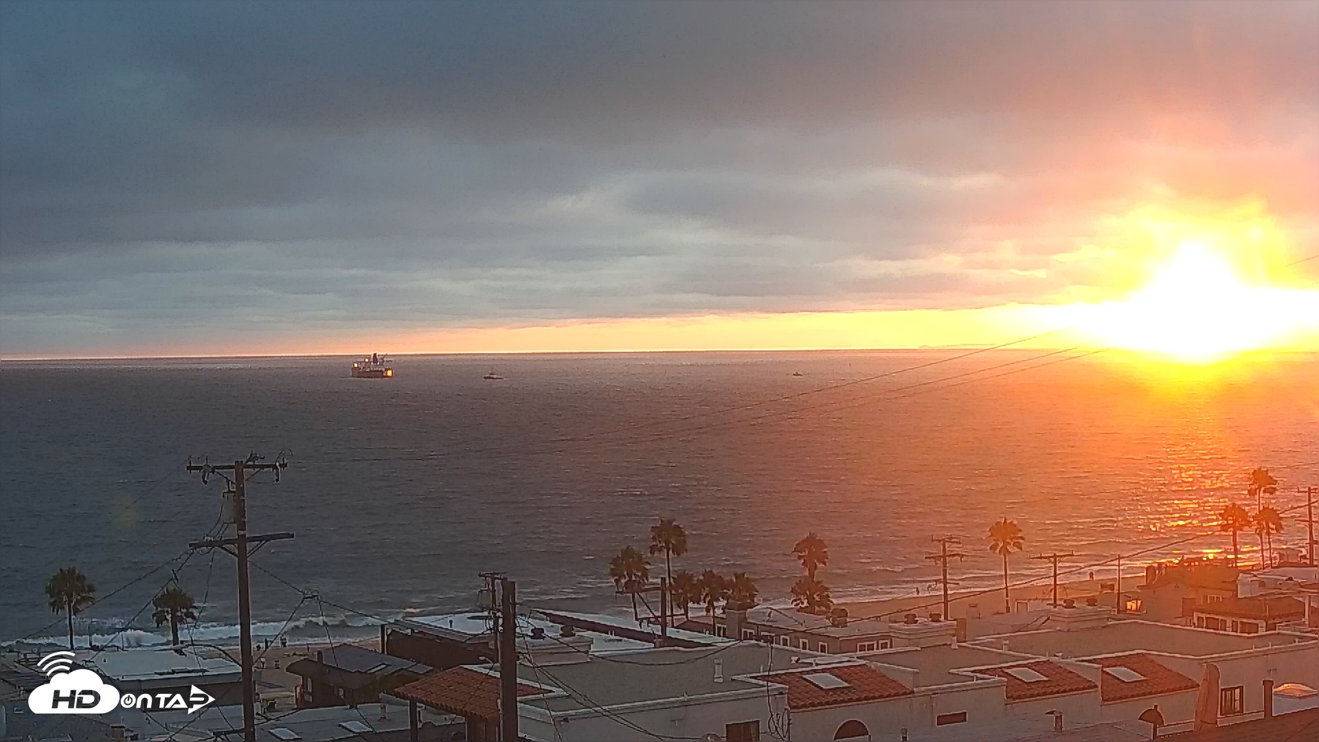 Snapshot of El Porto Rosecrans Overlook Live Camera taken Jul 22, 2025, 7:55pm PDT