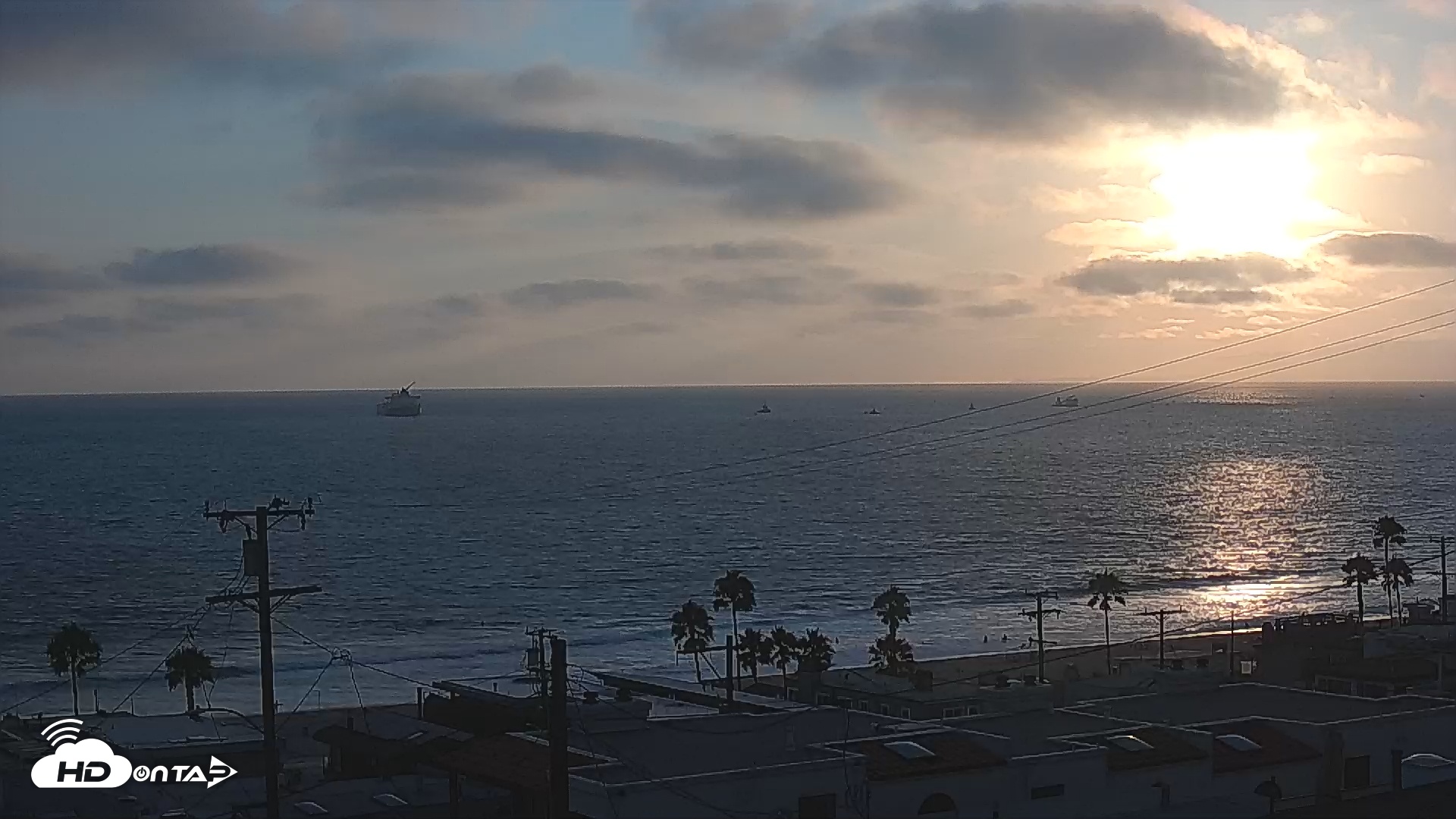 Snapshot of El Porto Rosecrans Overlook Live Camera taken Jul 18, 2025, 7:37pm PDT