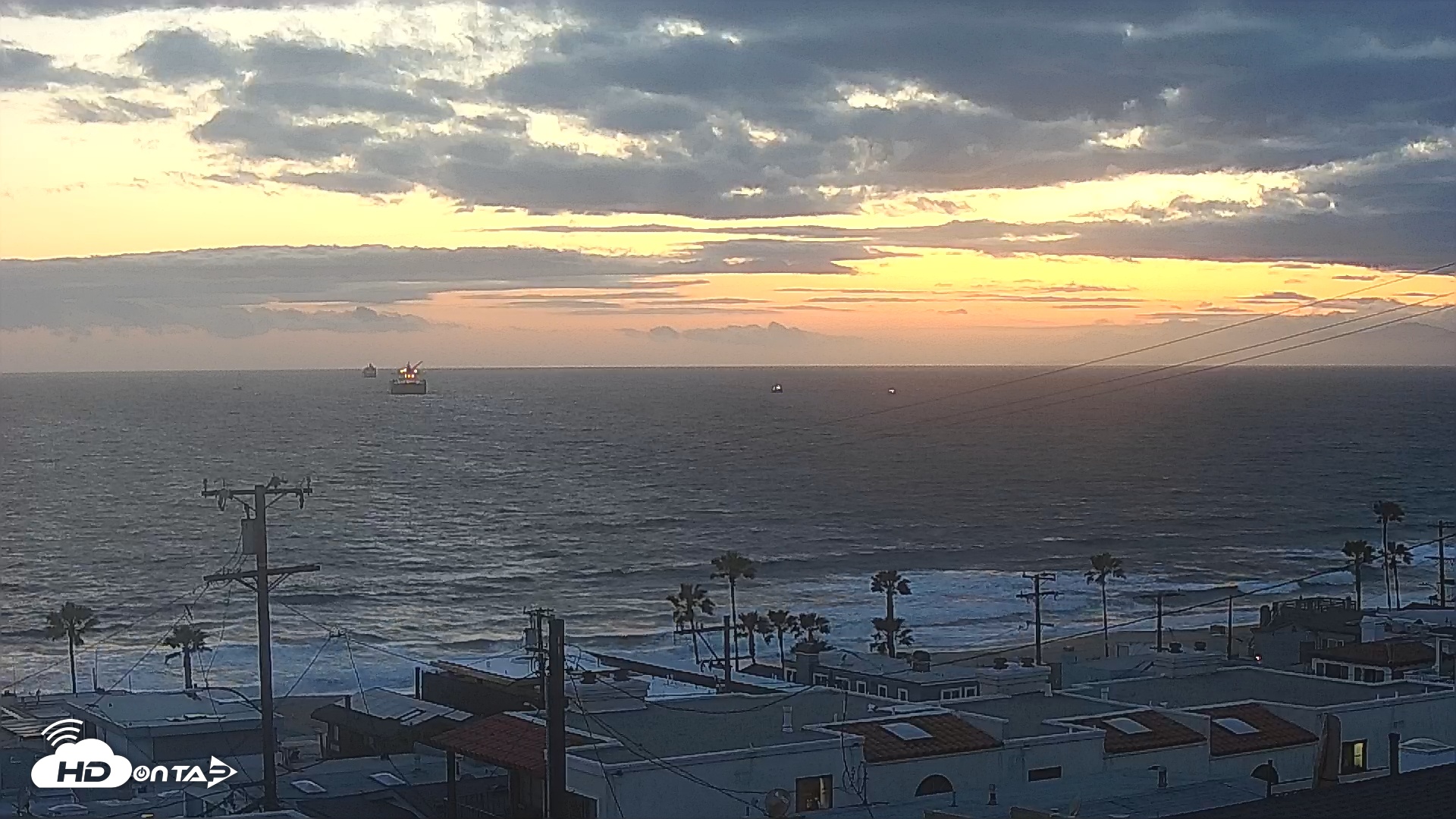 Snapshot of El Porto Rosecrans Overlook Live Camera taken Apr 27, 2025, 7:40pm PDT