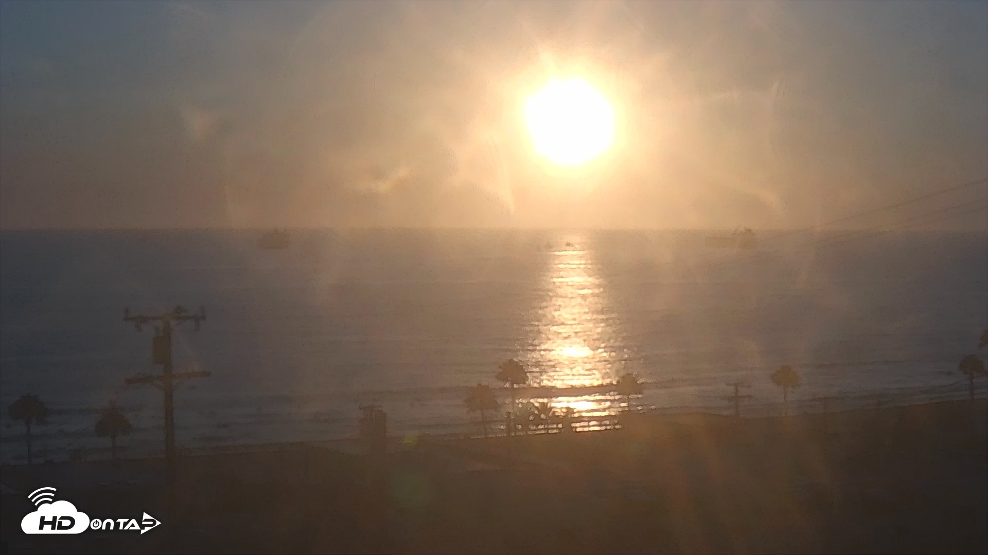 Snapshot of El Porto Rosecrans Overlook Live Camera taken Aug 21, 2026, 7:15pm PDT