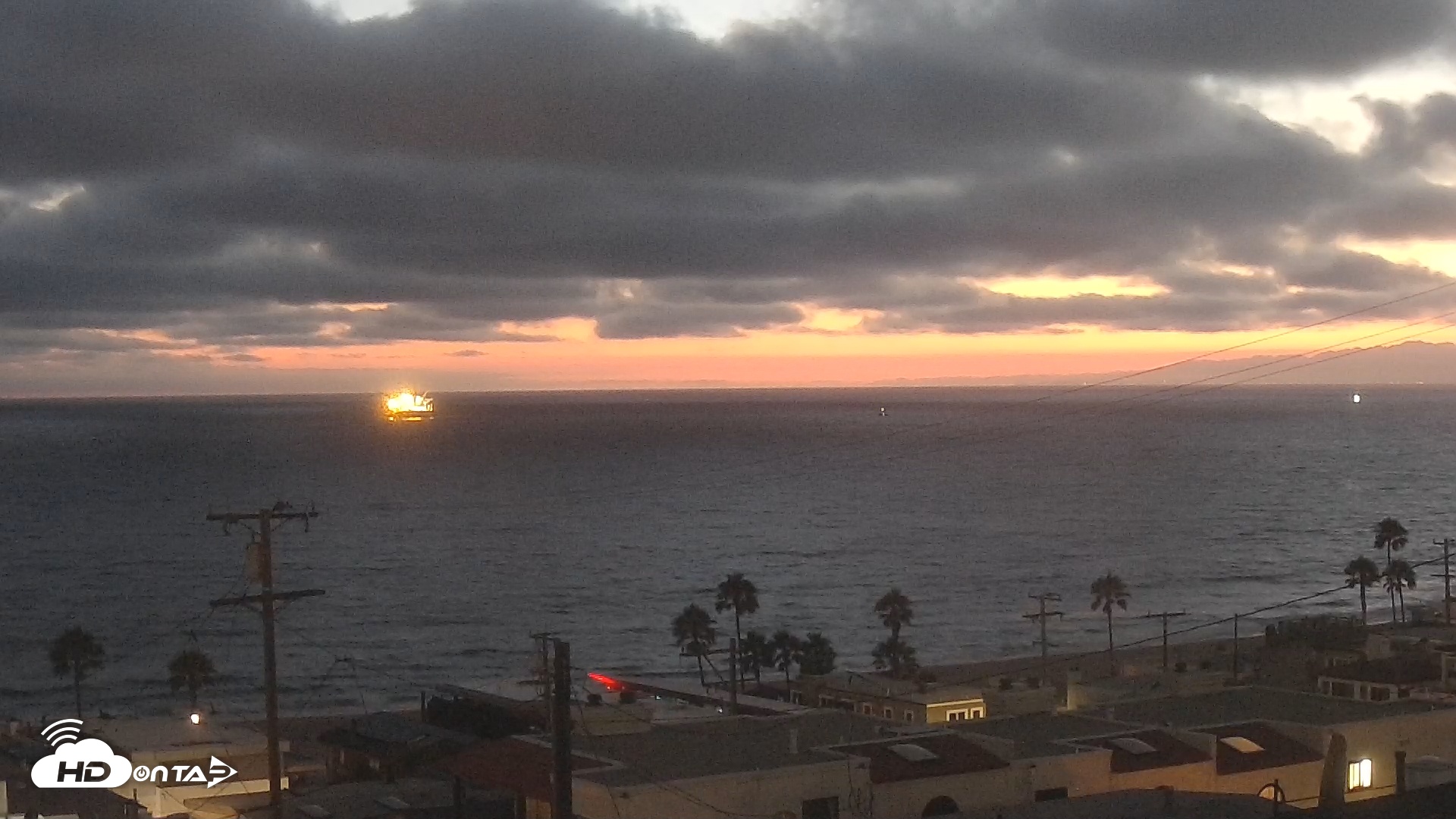 Snapshot of El Porto Rosecrans Overlook Live Camera taken Jul 22, 2025, 8:37pm PDT
