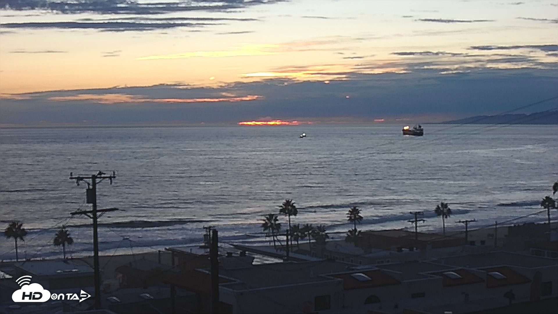 Snapshot of El Porto Rosecrans Overlook Live Camera taken Sep 8, 2026, 7:24pm PDT