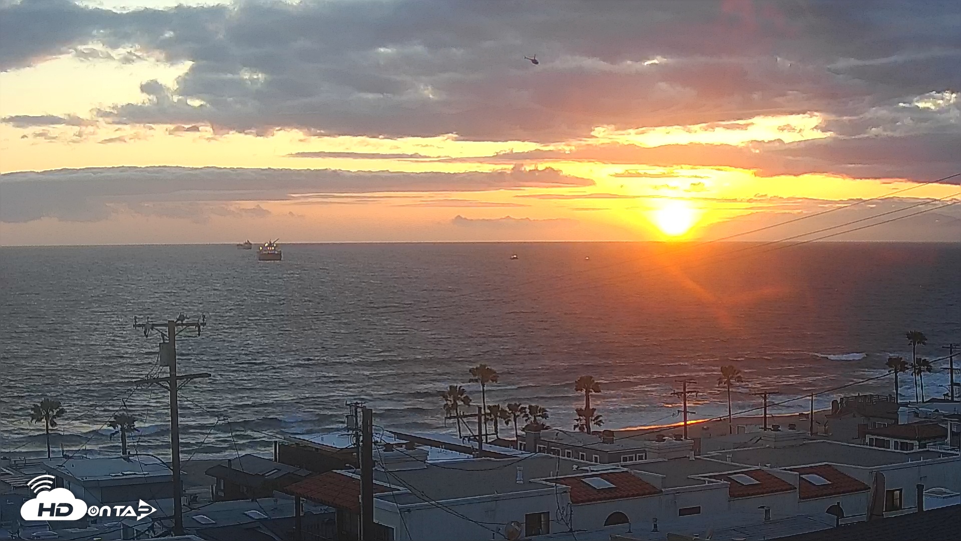Snapshot of El Porto Rosecrans Overlook Live Camera taken Apr 27, 2025, 7:31pm PDT