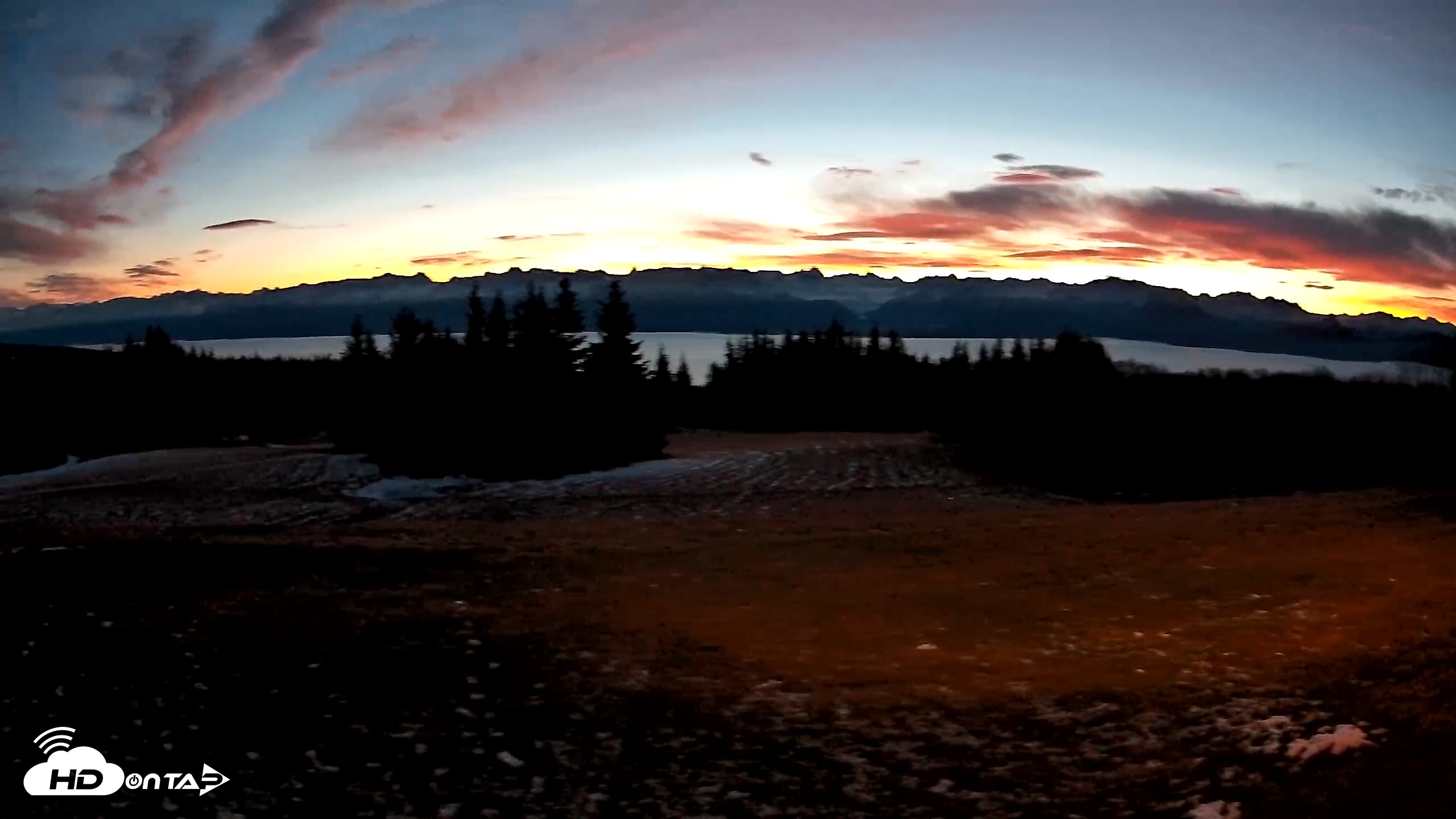 Snapshot of Homer Alaska Northern Lights Live Cam taken Dec 10, 2025, 8:42am AKST