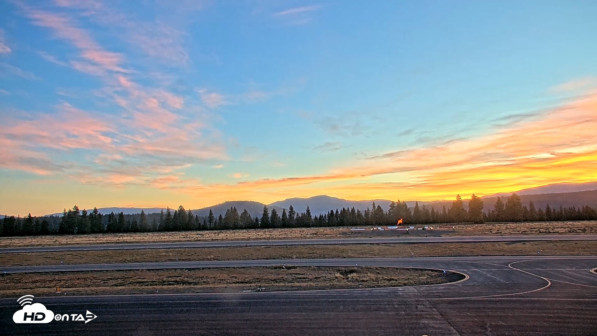 Snapshot of Truckee Tahoe Airport Live Webcam taken Aug 19, 2026, 6:05am PDT
