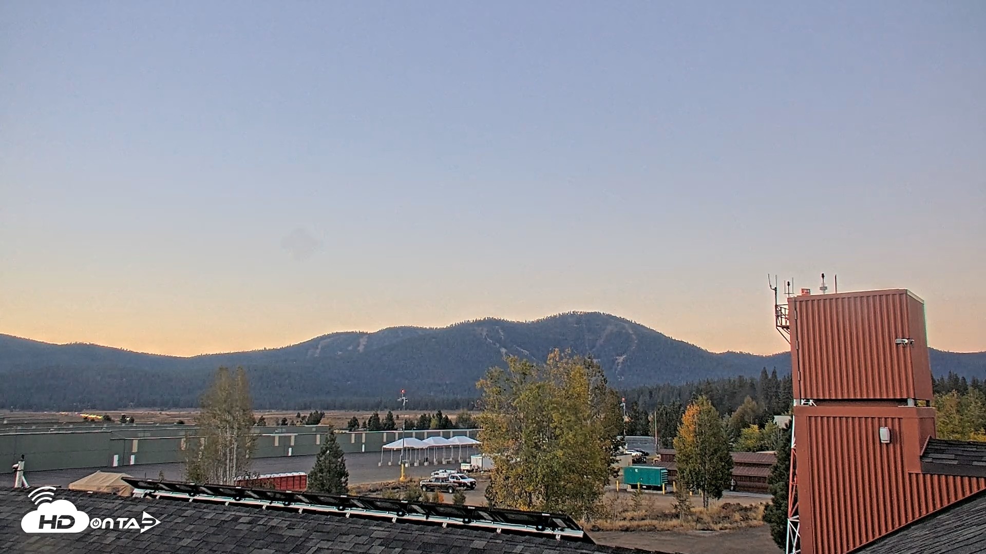 Snapshot of Truckee Tahoe Airport Live Webcam taken Sep 24, 2026, 6:47am PDT