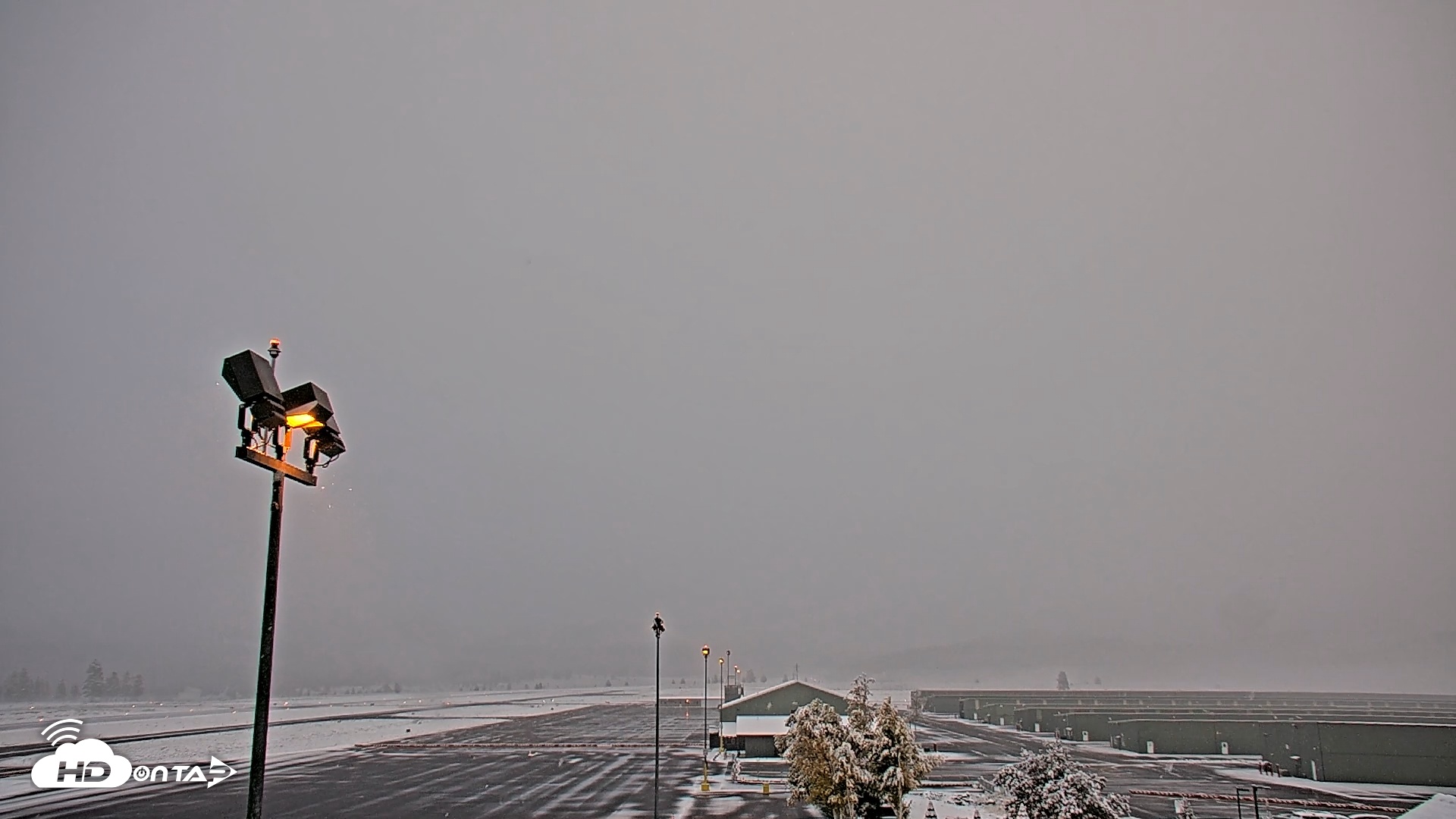 Snapshot of Truckee Tahoe Airport Live Webcam taken Oct 15, 2025, 7:37am PDT