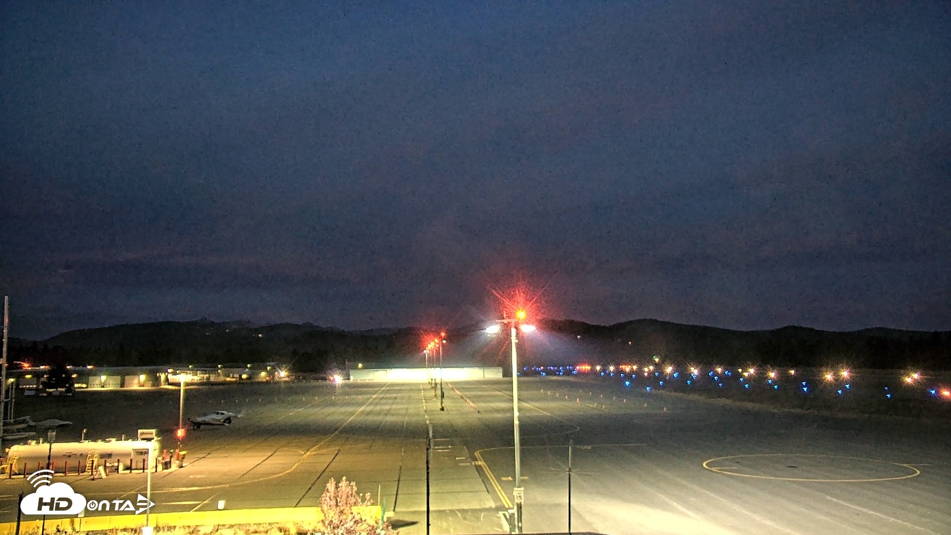 Snapshot of Truckee Tahoe Airport Live Webcam taken Oct 21, 2026, 6:41am PDT