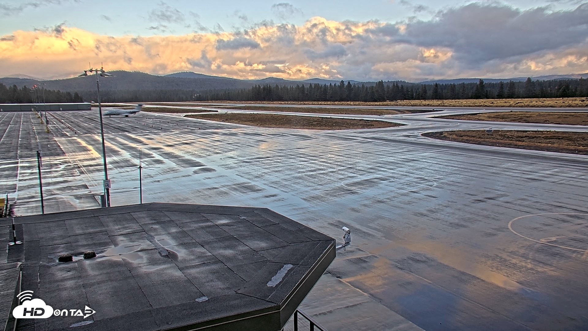 Snapshot of Truckee Tahoe Airport Live Webcam taken Oct 23, 2026, 7:48am PDT